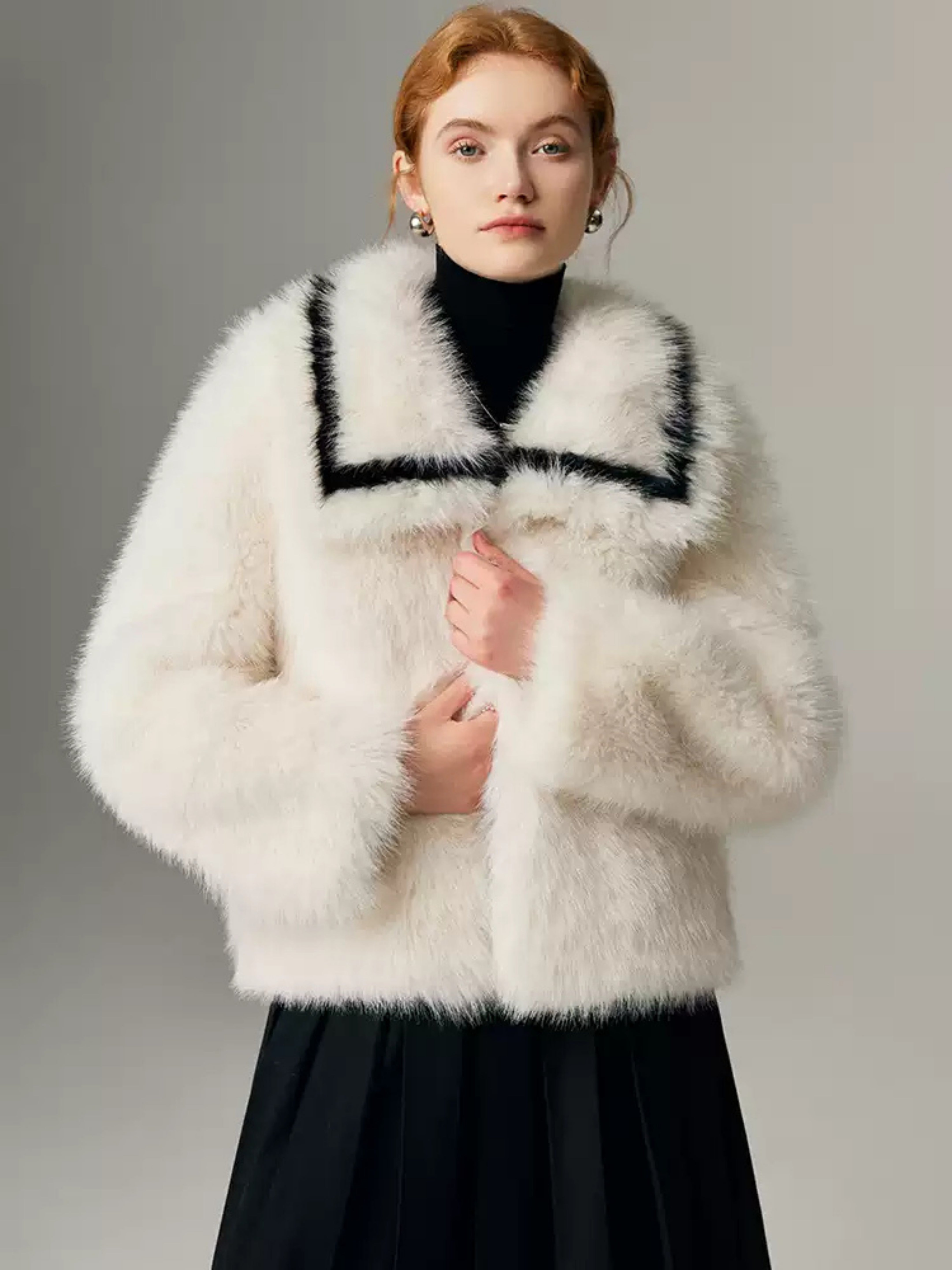 Hybriss Omarie Square-Collar Loose Commuting Blouse