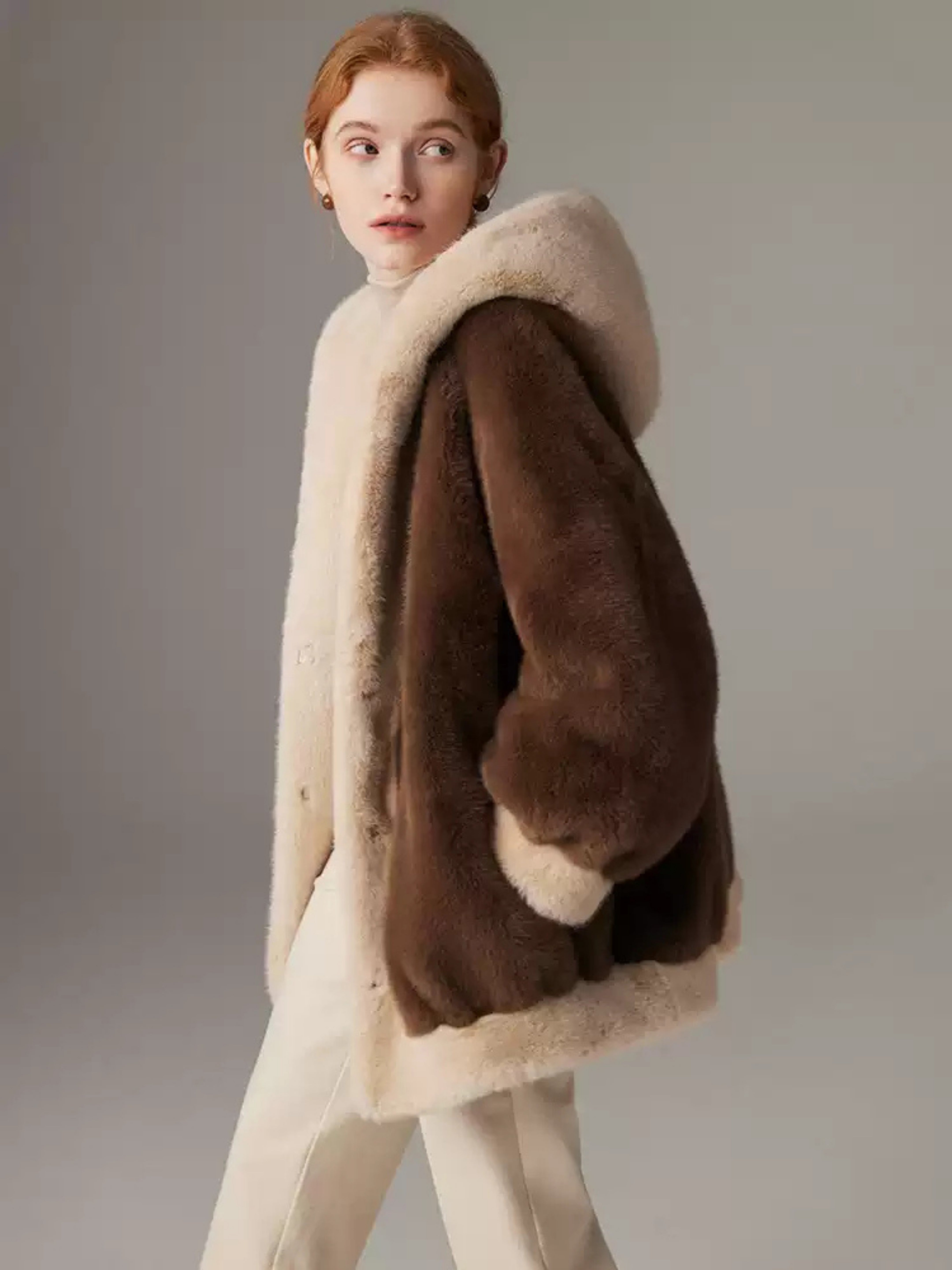 Hybriss Omarie Hooded Loose Commuting Top