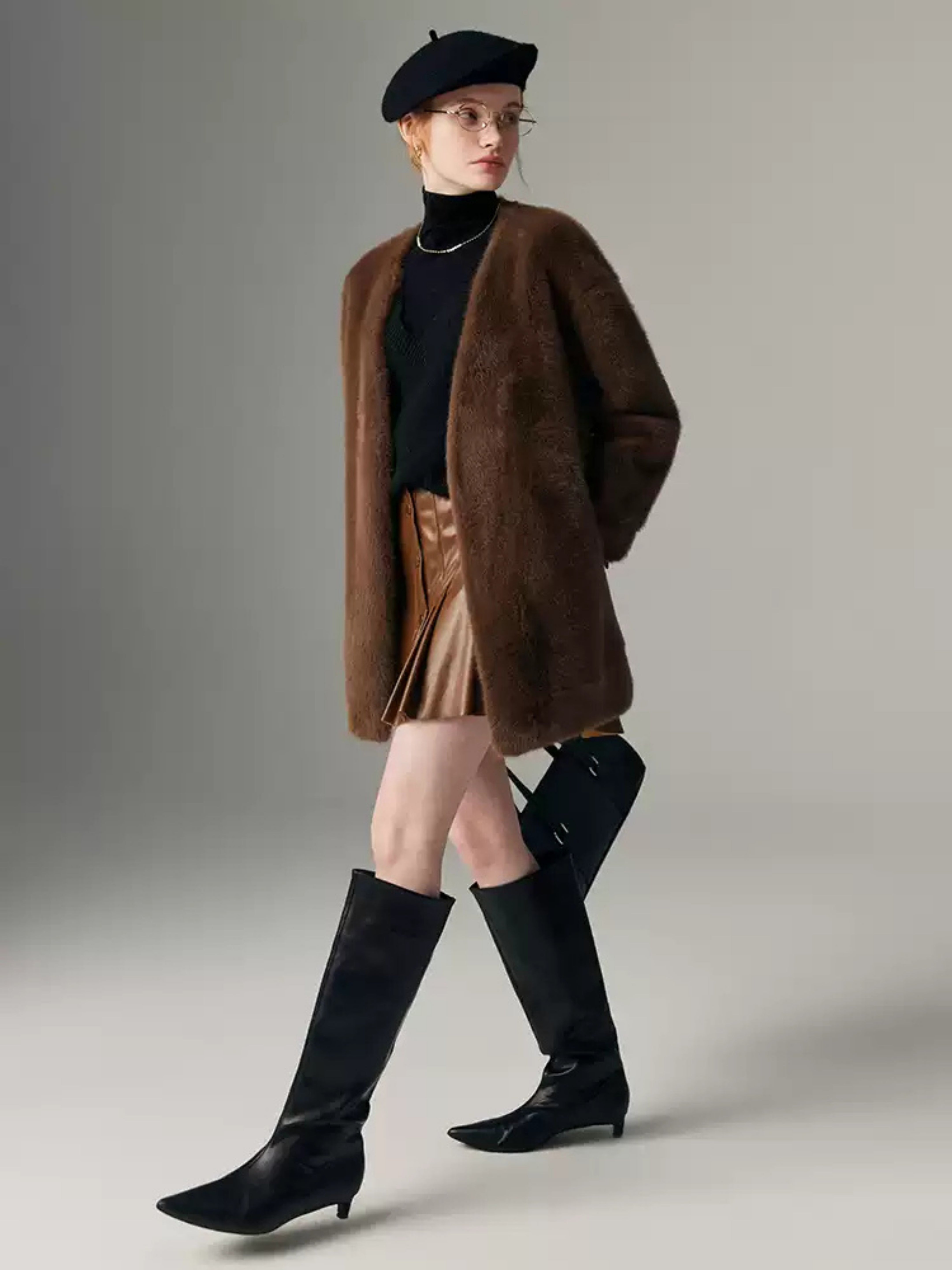 Hybriss Omarie V-Neck Mid-Length Coat