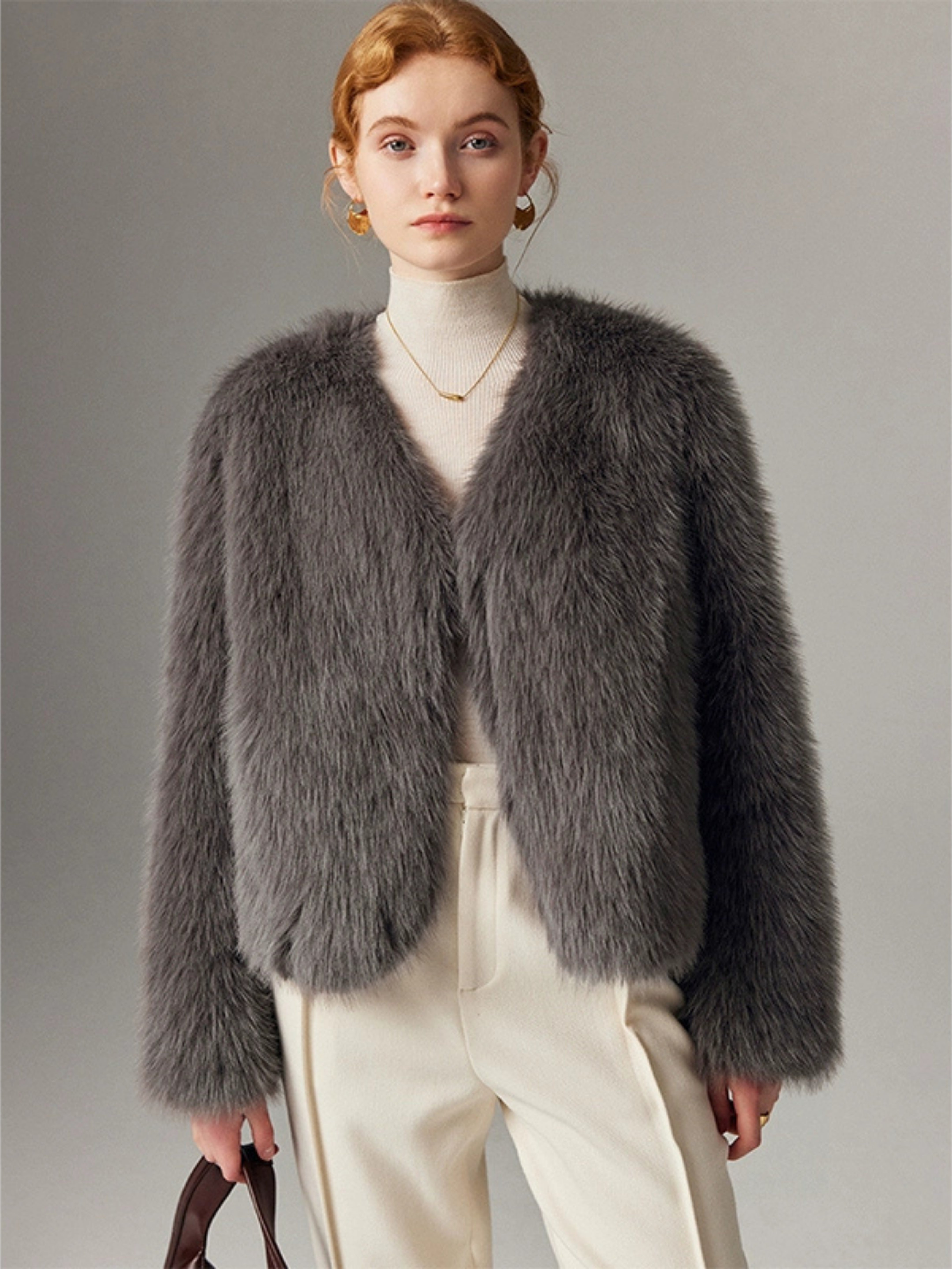 Hybriss Omarie | Short Faux Fur Coat