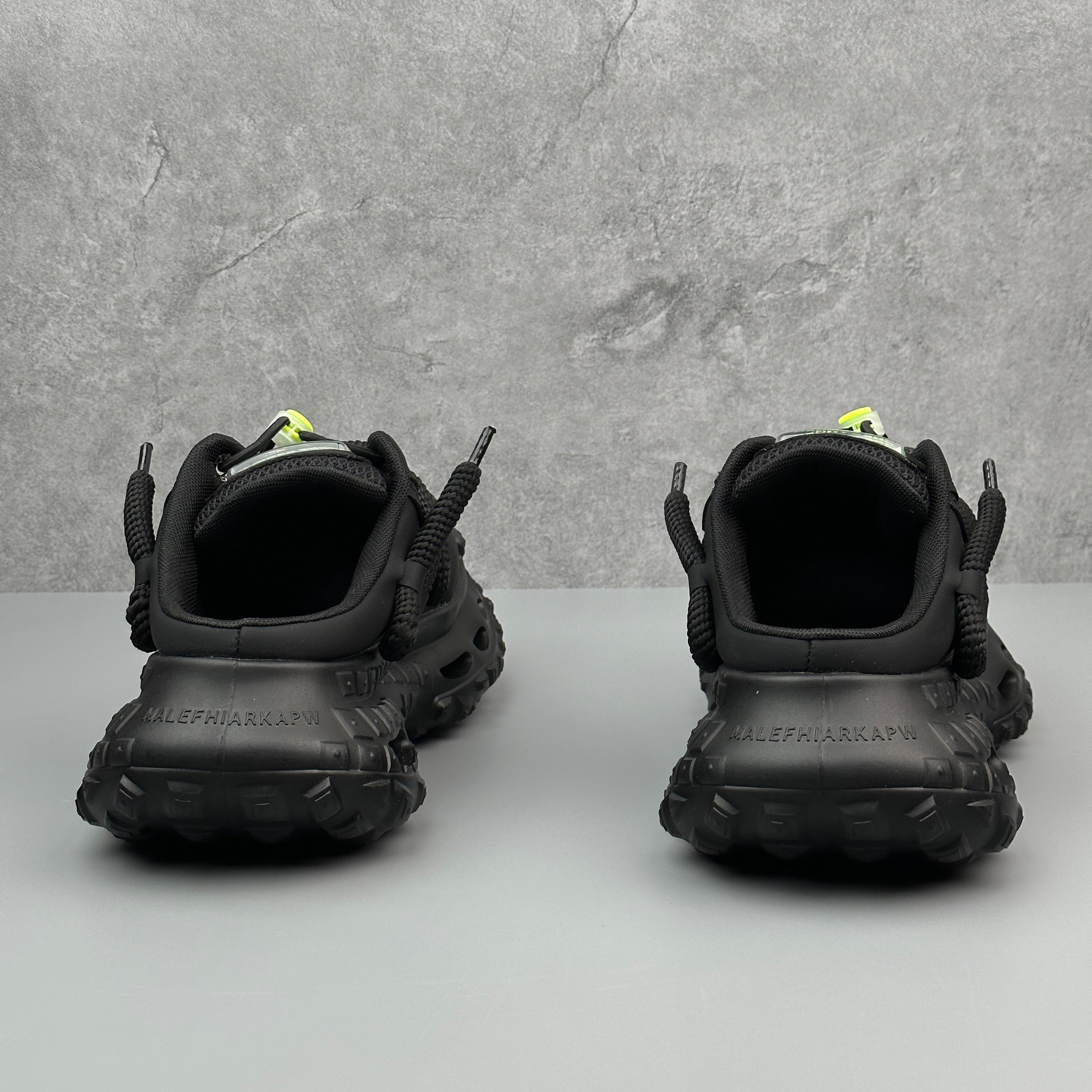 Hybriss WeaveFlex Black– Mikrofaserleder Sommer-Sneaker