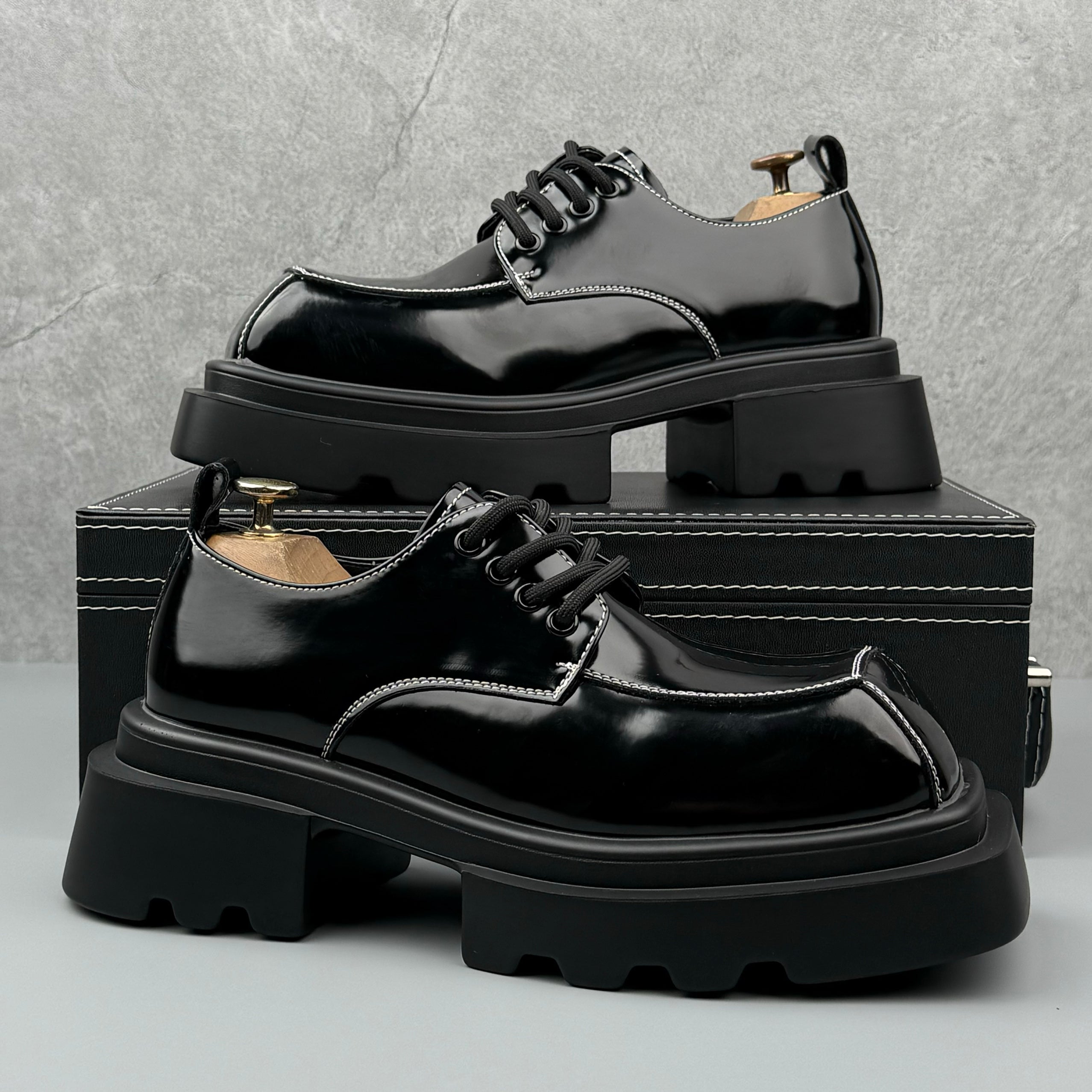 Hybriss Blackwell– British Square-Toe Leather Shoes
