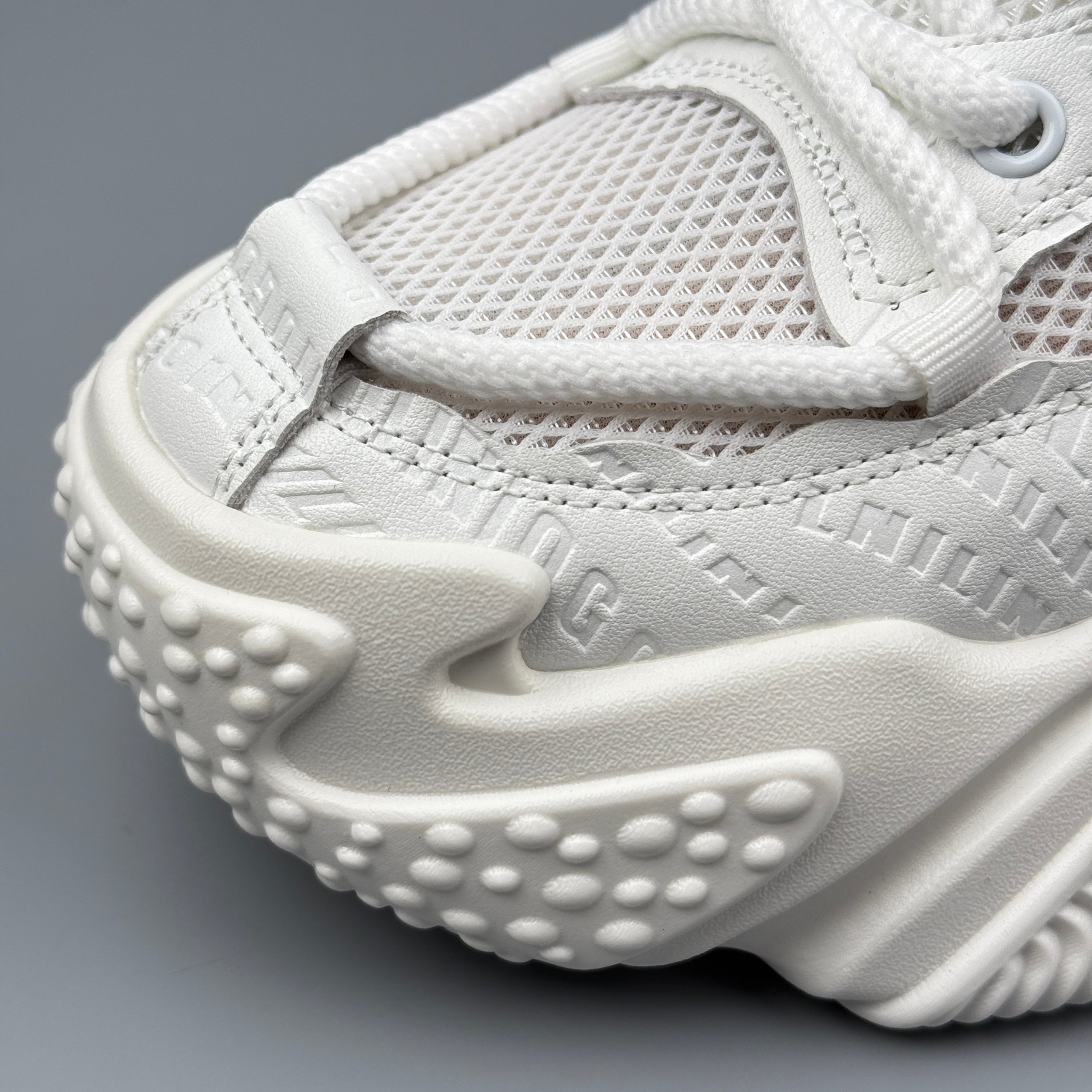 Hybriss DailyCore White– Casual Dad Shoes