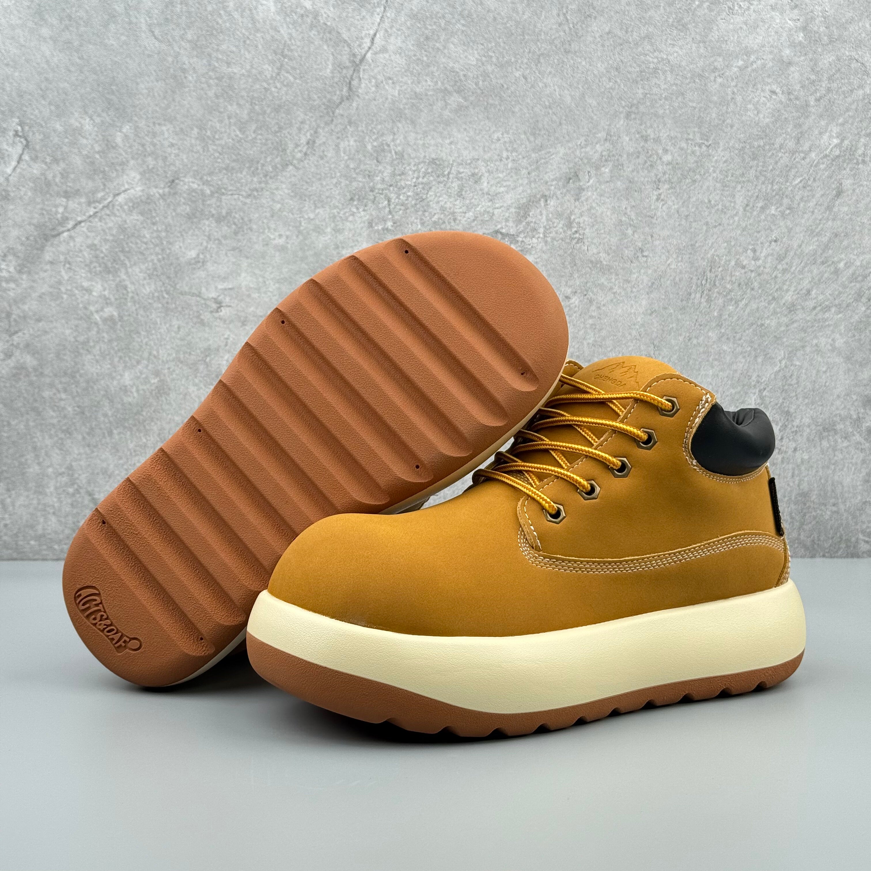 Hybriss Crest Camel– Winter Martin Boots