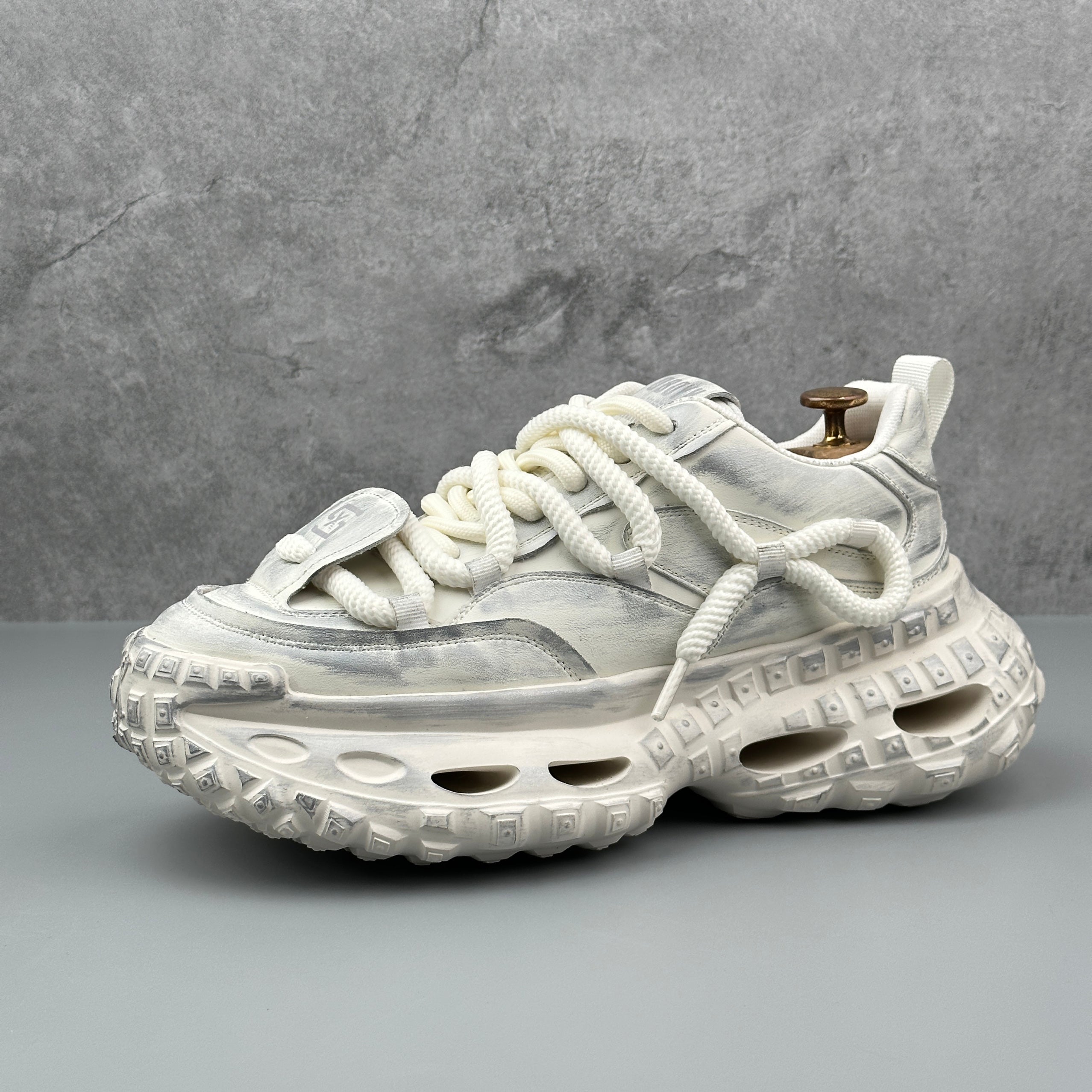 Hybriss WeaveEdge White– Youth Dad Shoes