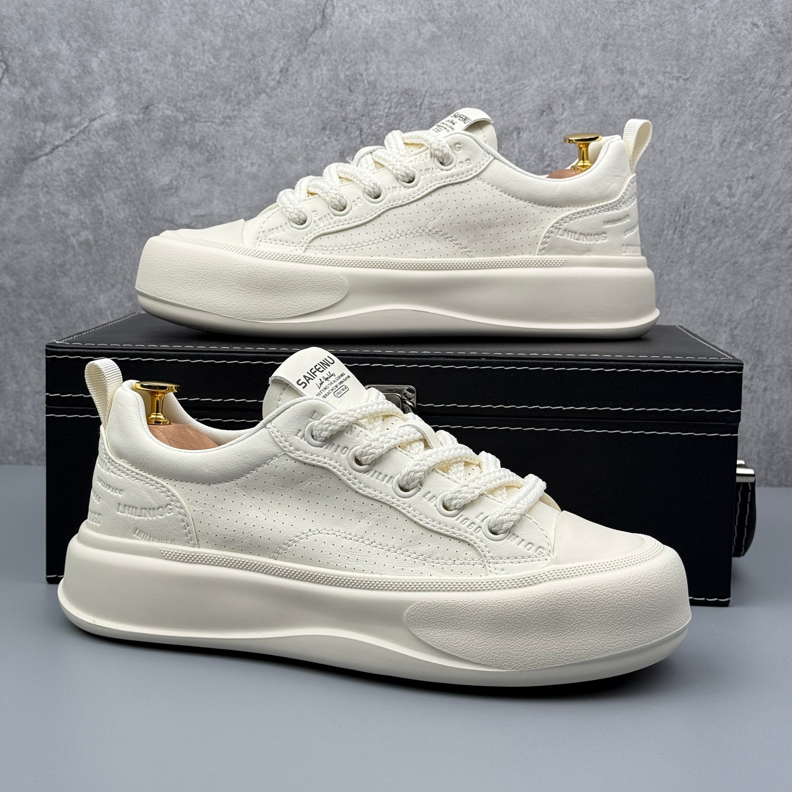 Hybriss StitchLine Beige– Stoff & Mikrofaserleder White Shoes