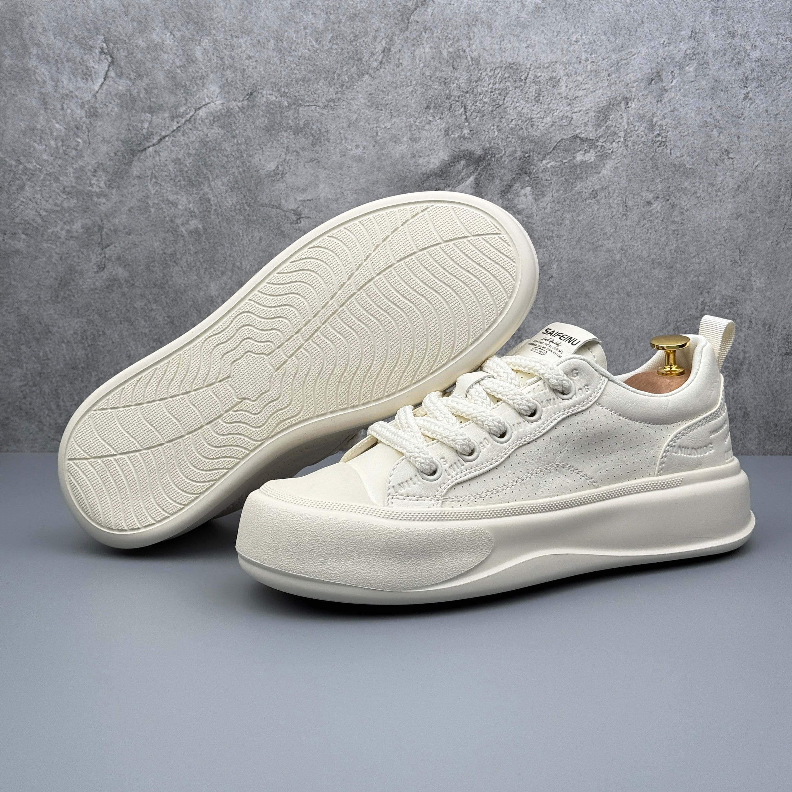 Hybriss StitchLine Beige– Stoff & Mikrofaserleder White Shoes