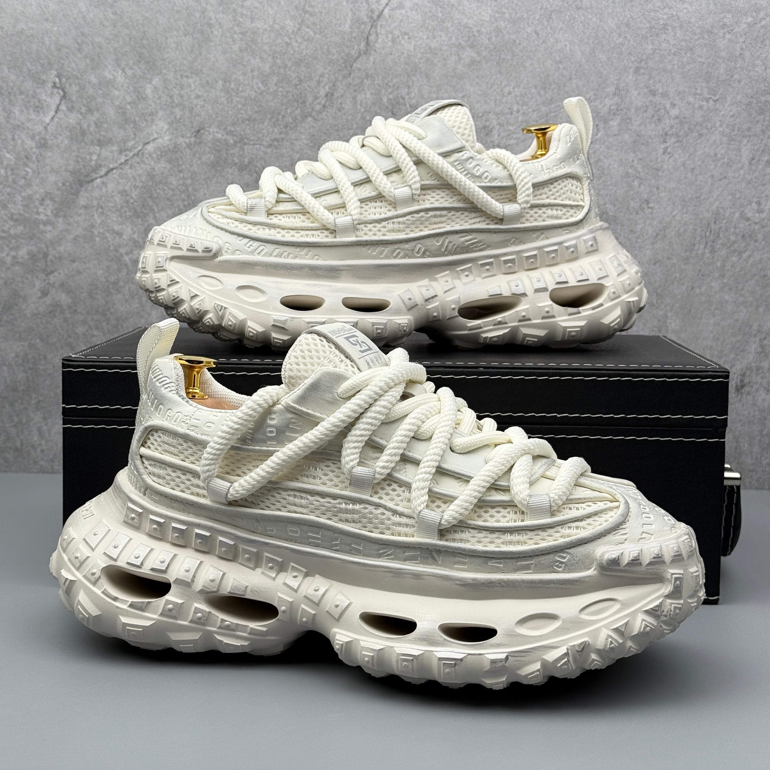 Hybriss RetroWeave White– Retro Dad Shoes