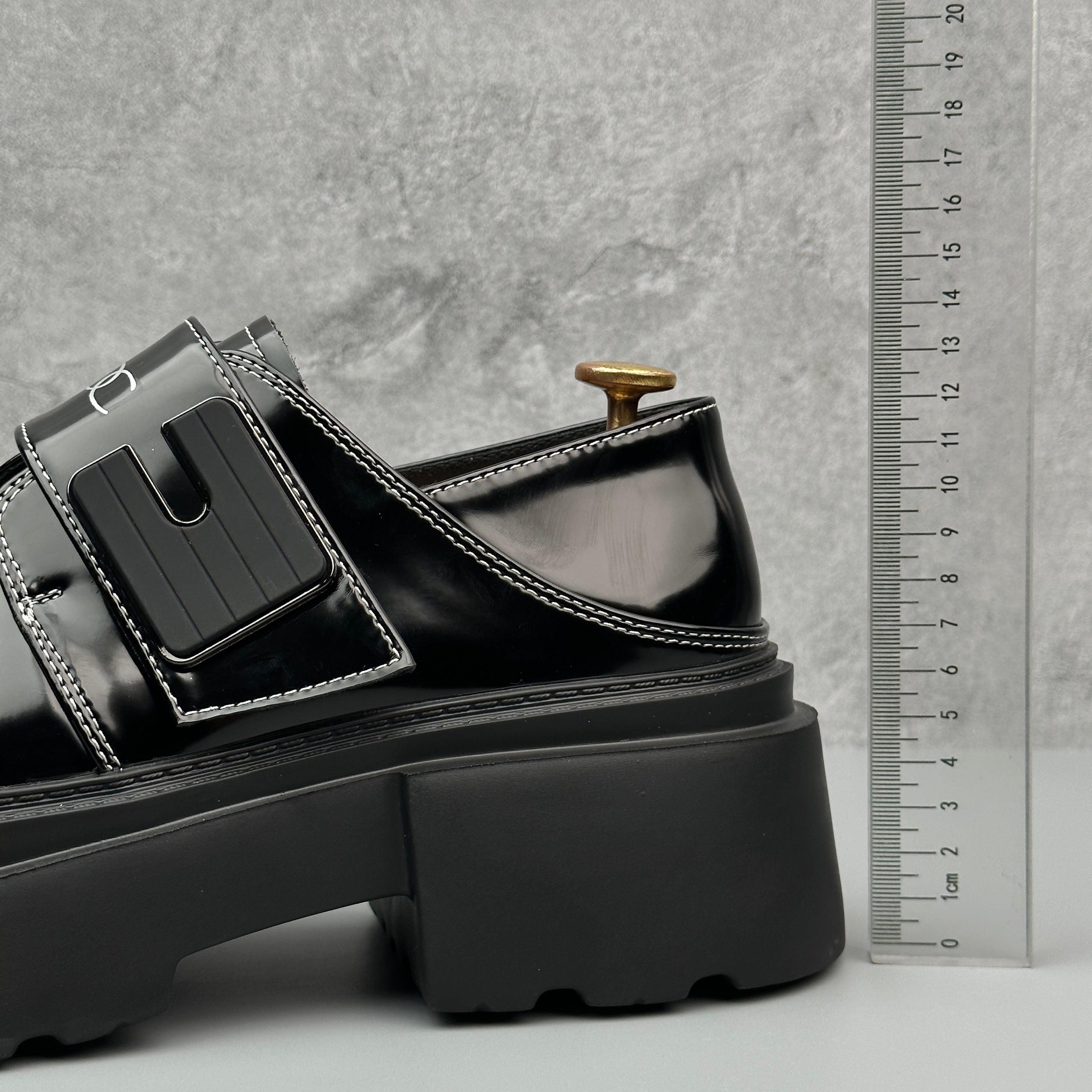 Hybriss Cabuncci Core Black (slip-on)– Casual Leather Shoes