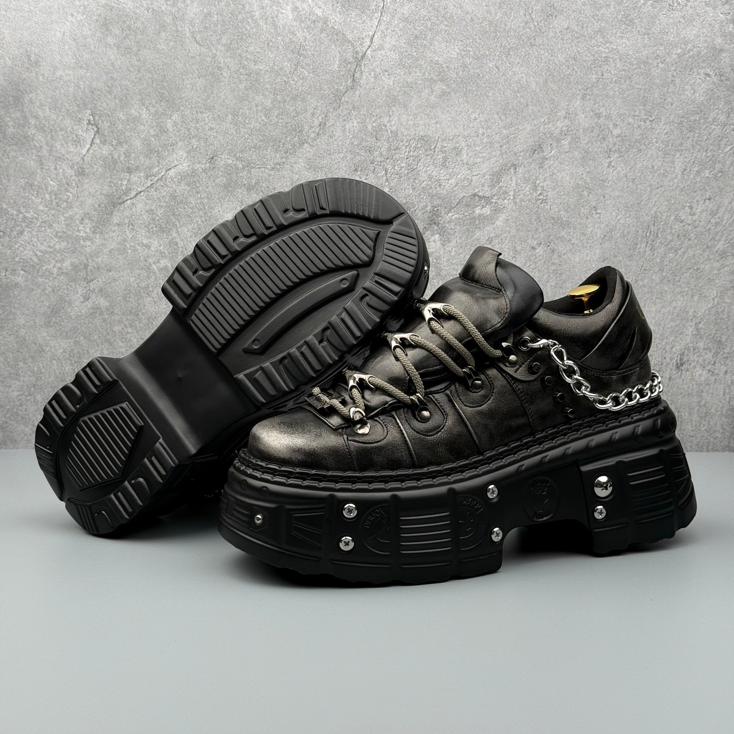 Hybriss Havoc Vintage Gray– Punk Daddy Shoes