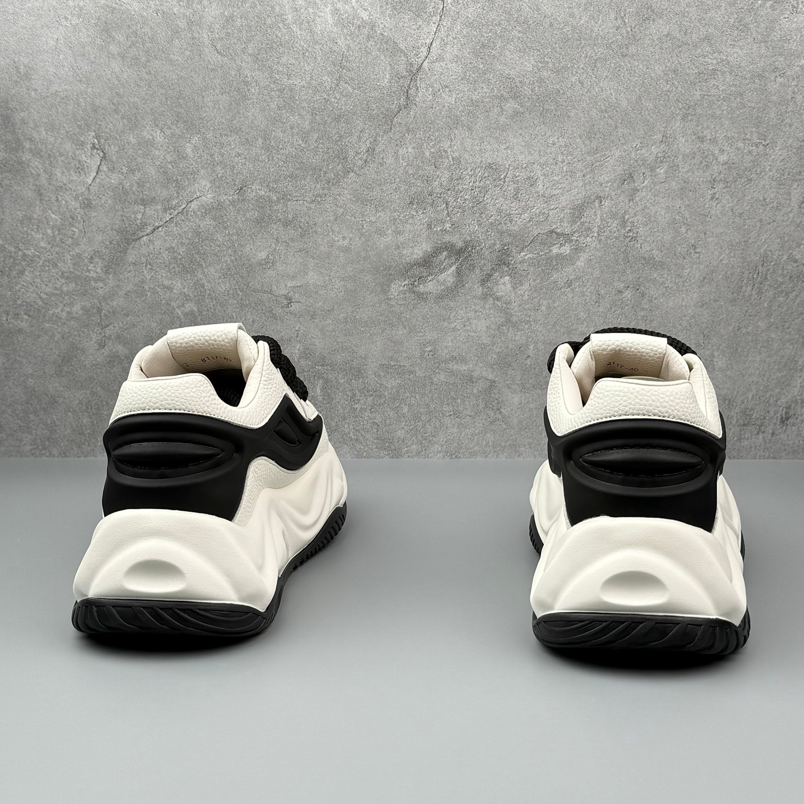 Hybriss WinterRise Black White– Youth Dad Shoes