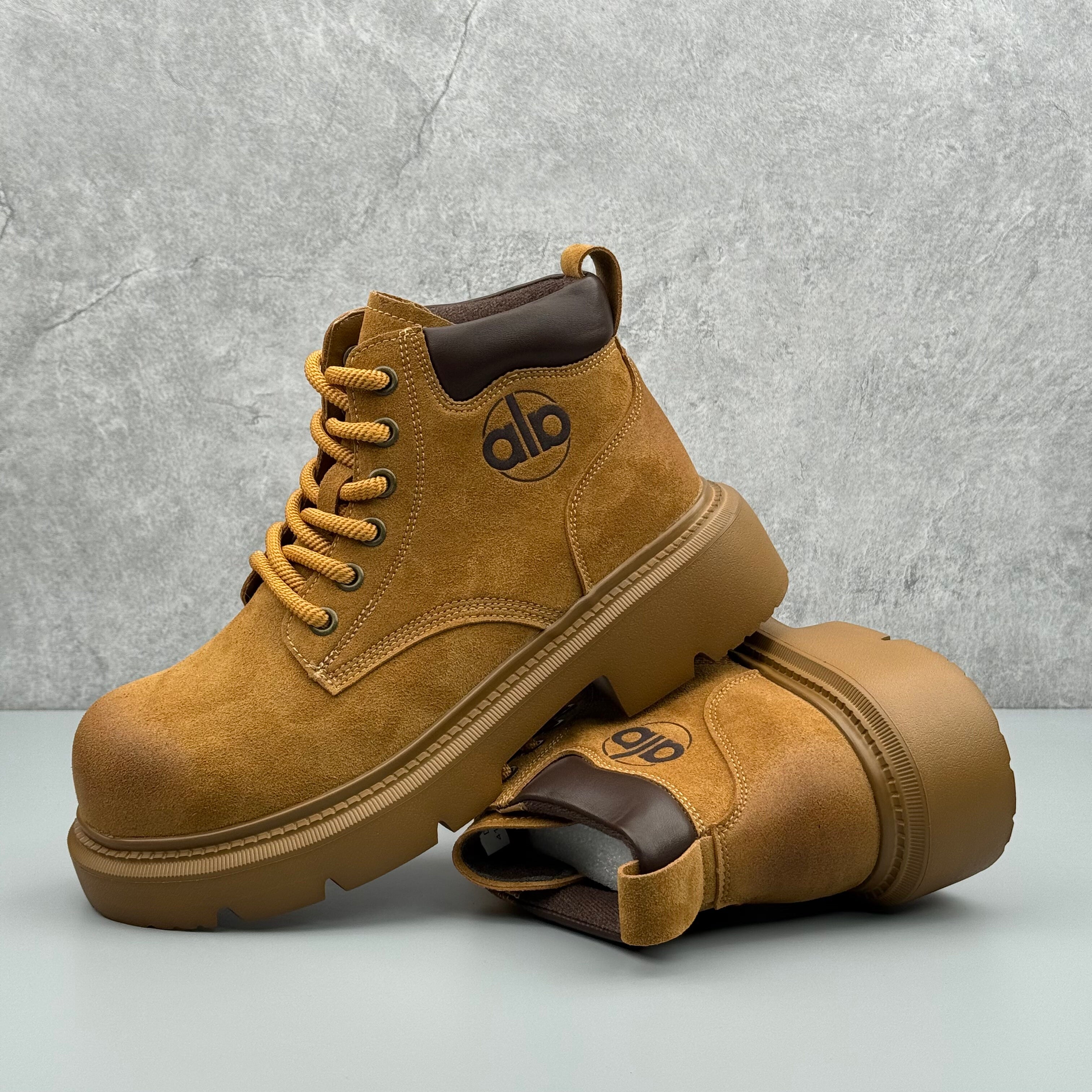 Hybriss Ember– Nubuck Martin Boots