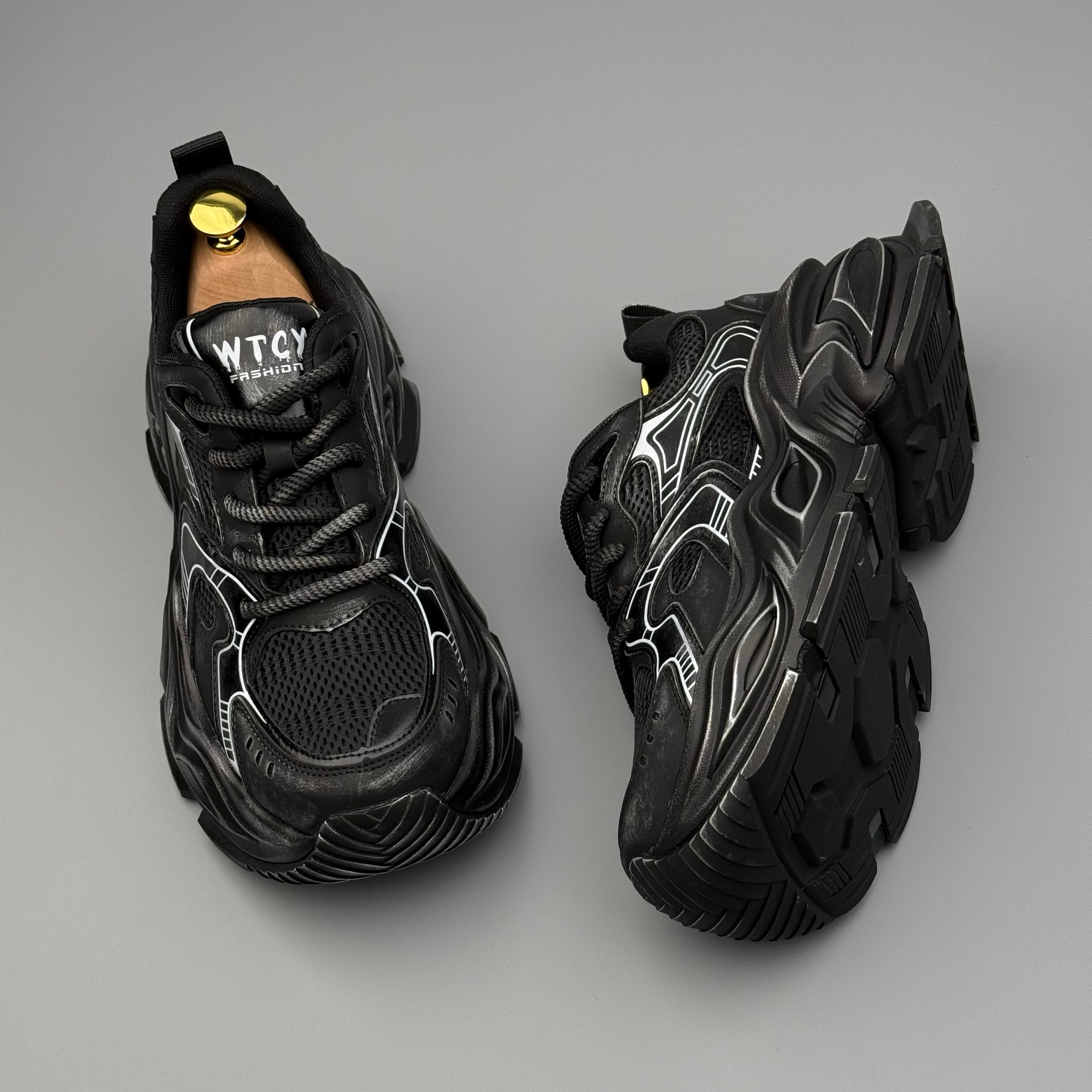 Hybriss UCOC PlainRise Black– Youth Casual Dad Shoes