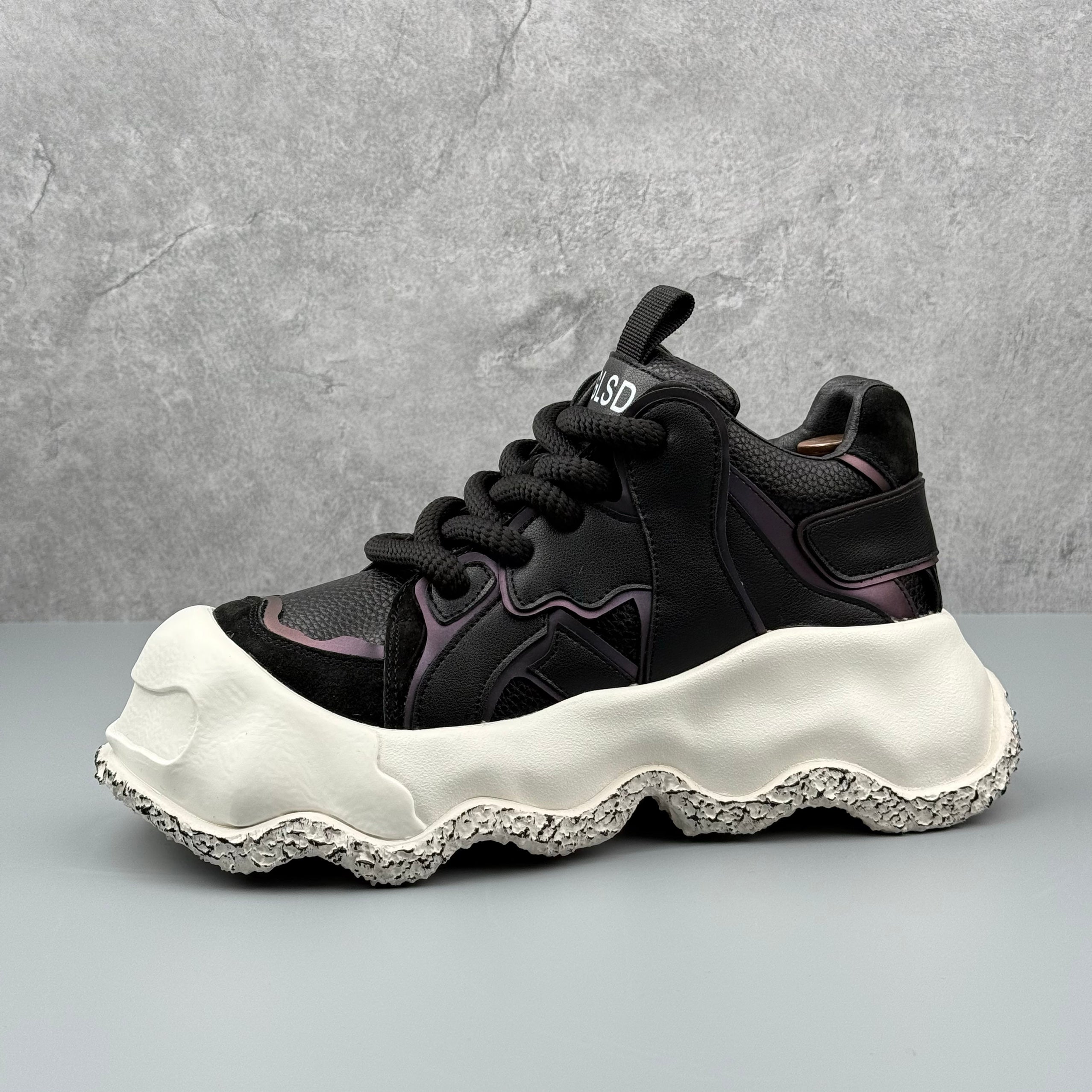 Hybriss PlainLift Black– Dad Shoes