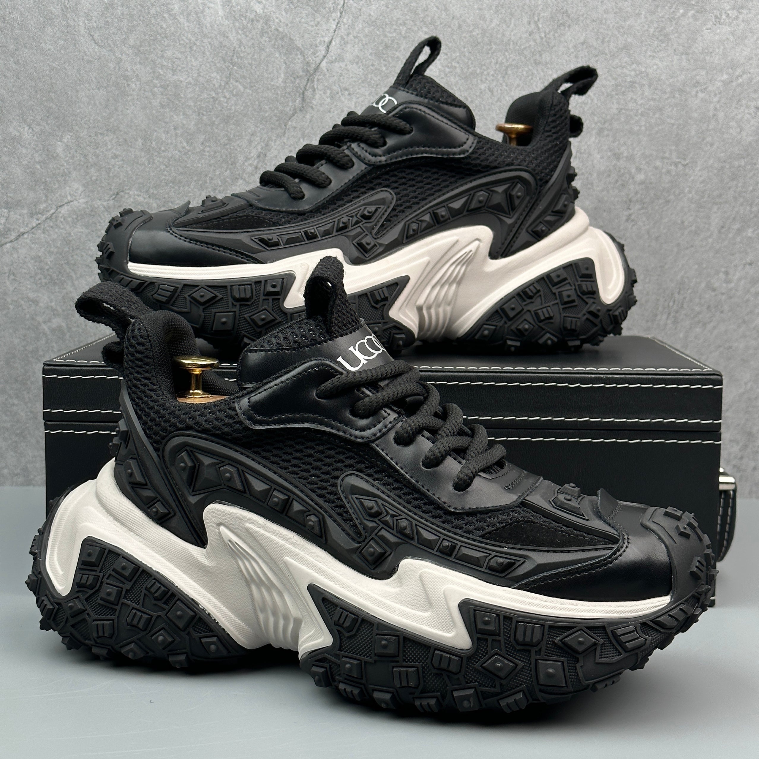 Hybriss Cabuncci GranuleX Black– Youth Dad Shoes