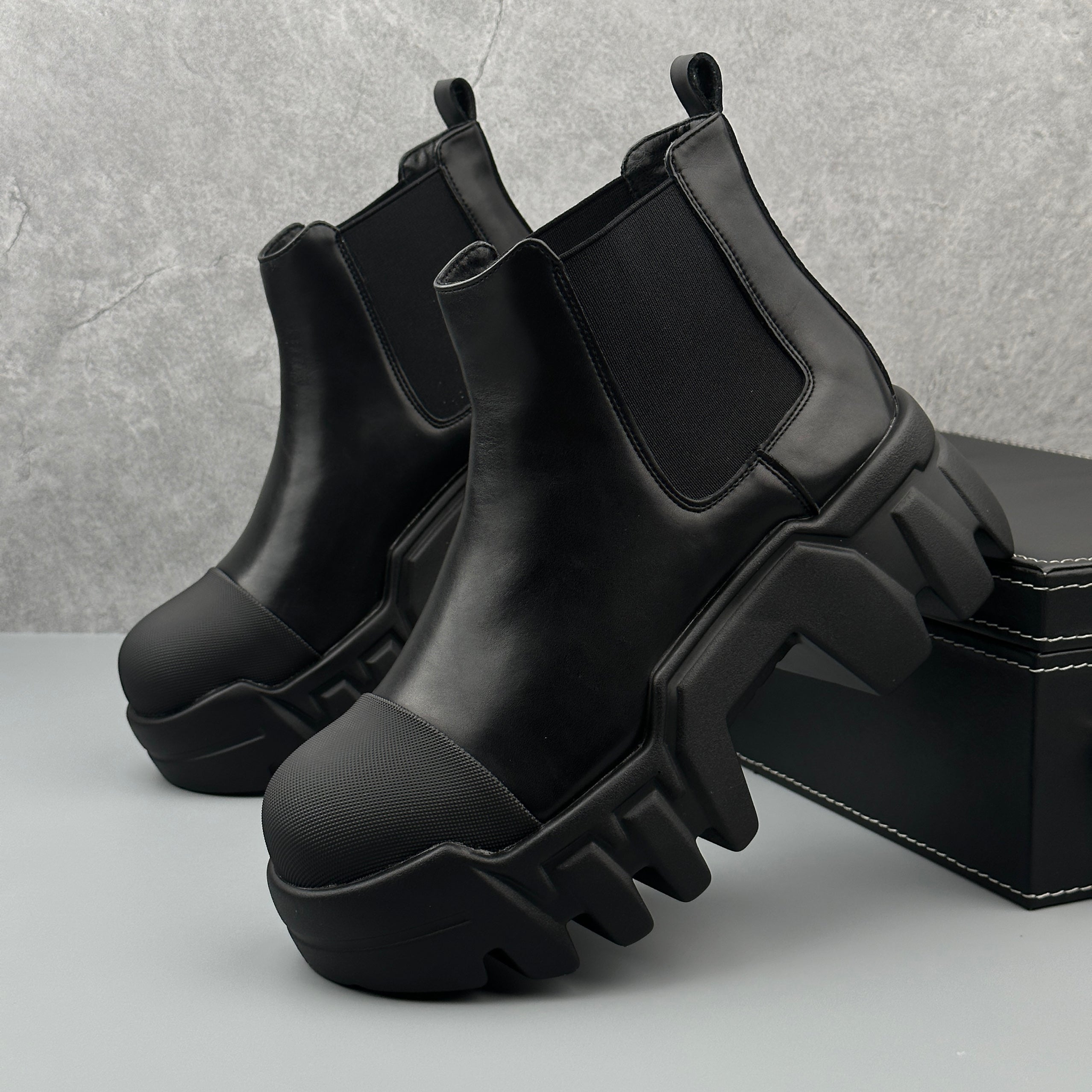 Hybriss Eclipse– Chelsea Boots