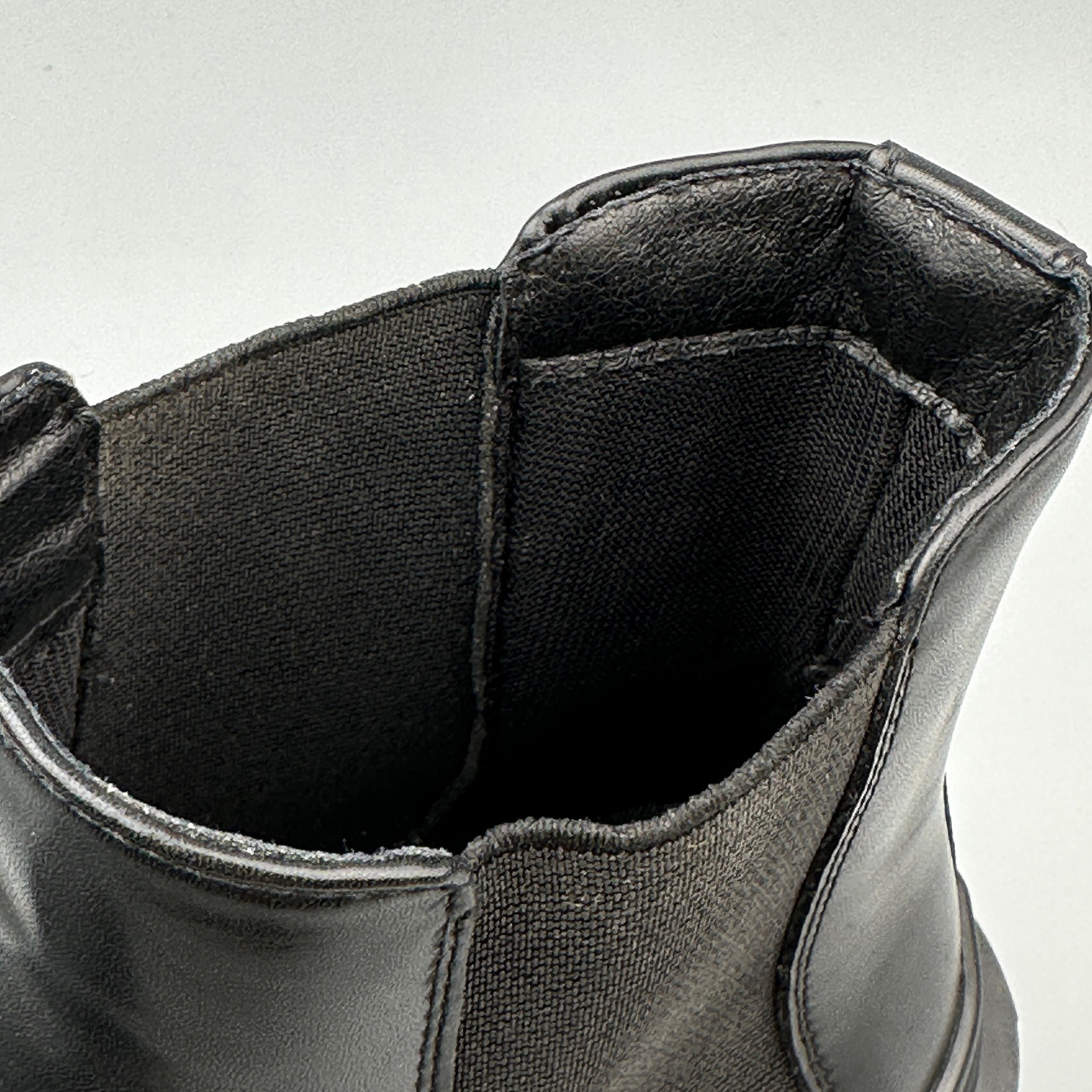 Hybriss Elevate– Chelsea Boots