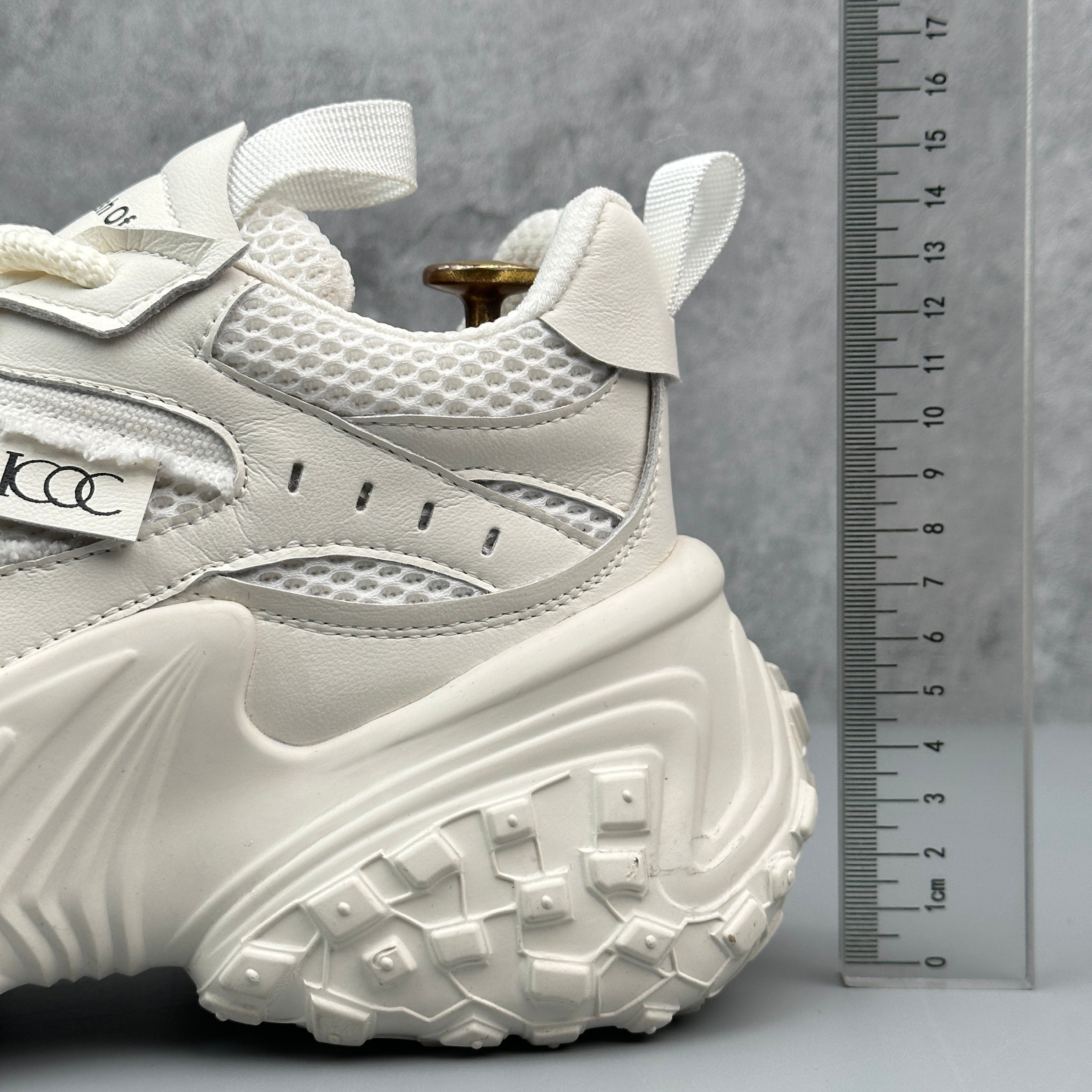 Hybriss SportStitchUp White– Youthful Dad Shoes