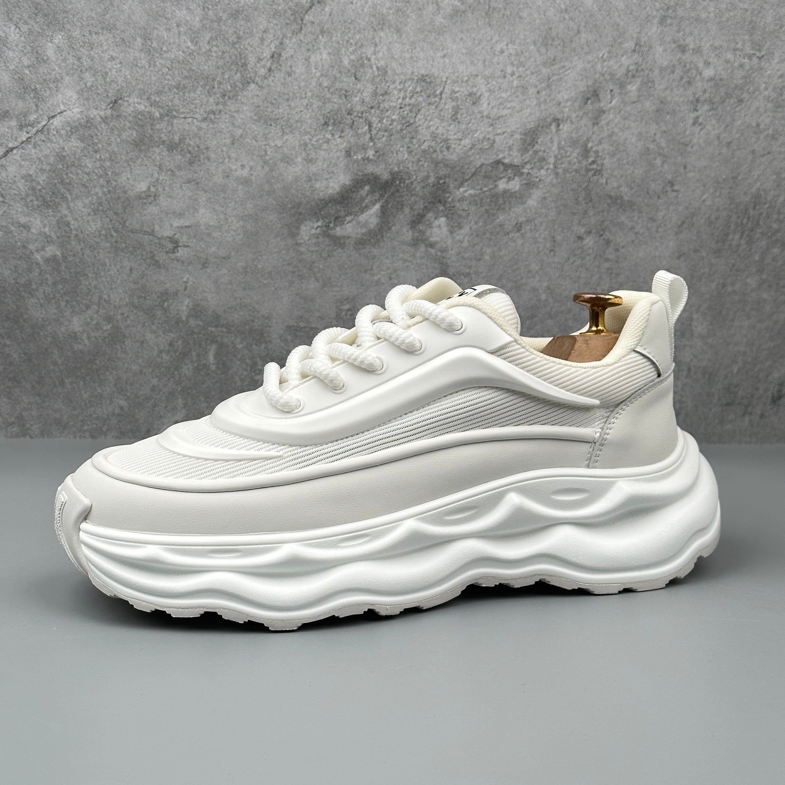 Hybriss ThreadBreath White– Casual Dad Shoes