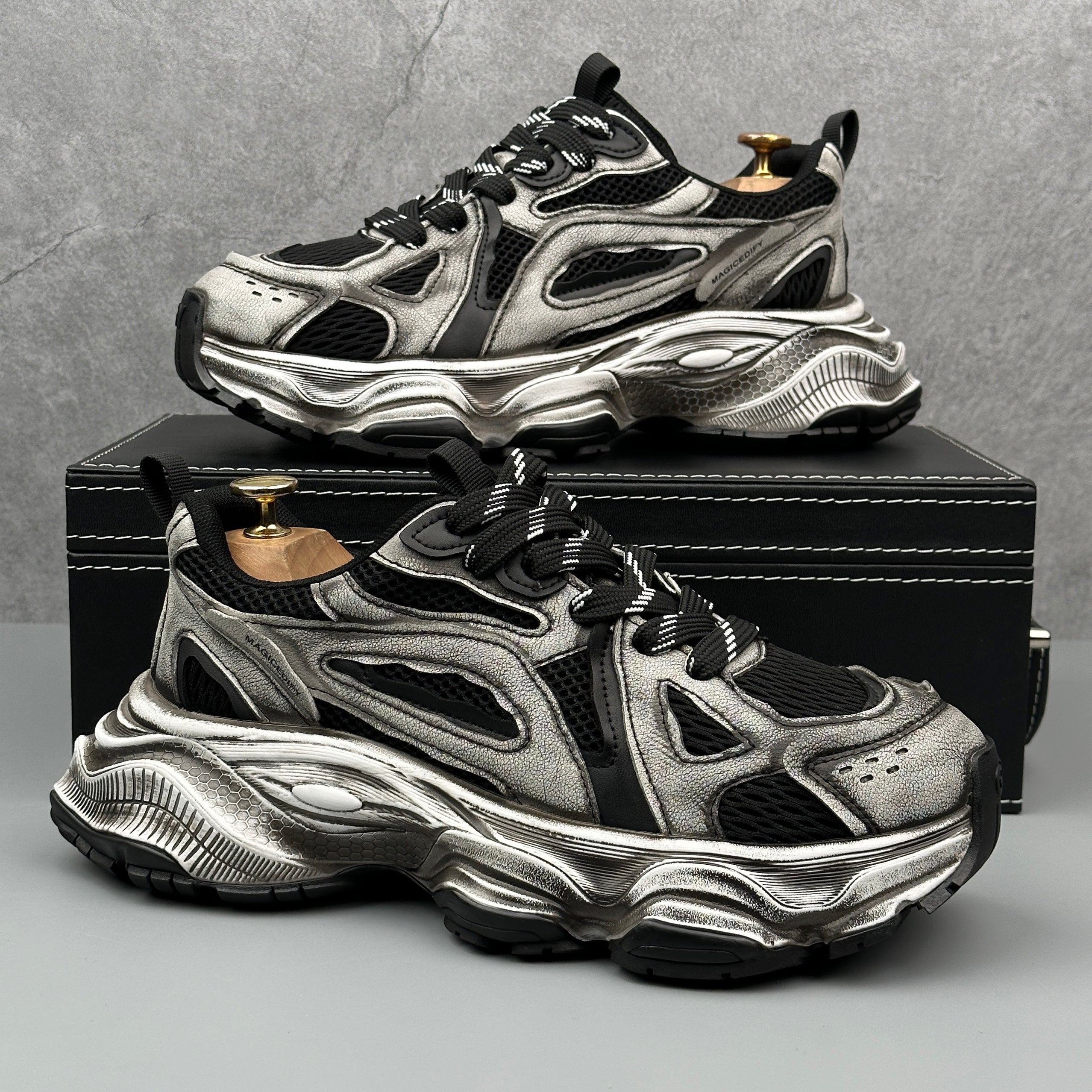 Hybriss Cabuncci RetroFit– Retro Dad Shoes