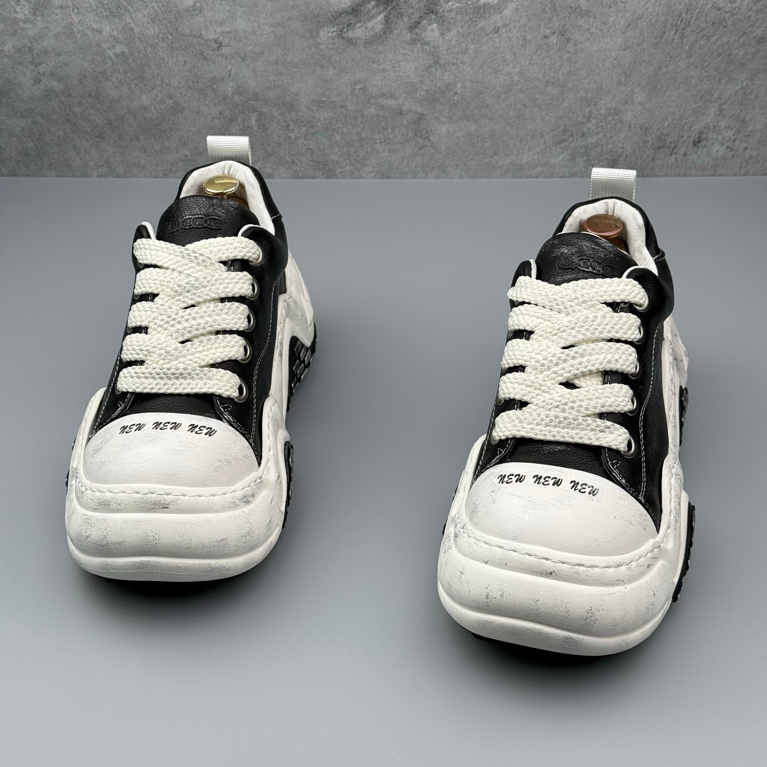 Hybriss RubbedCore Black– Leather Dad Shoes