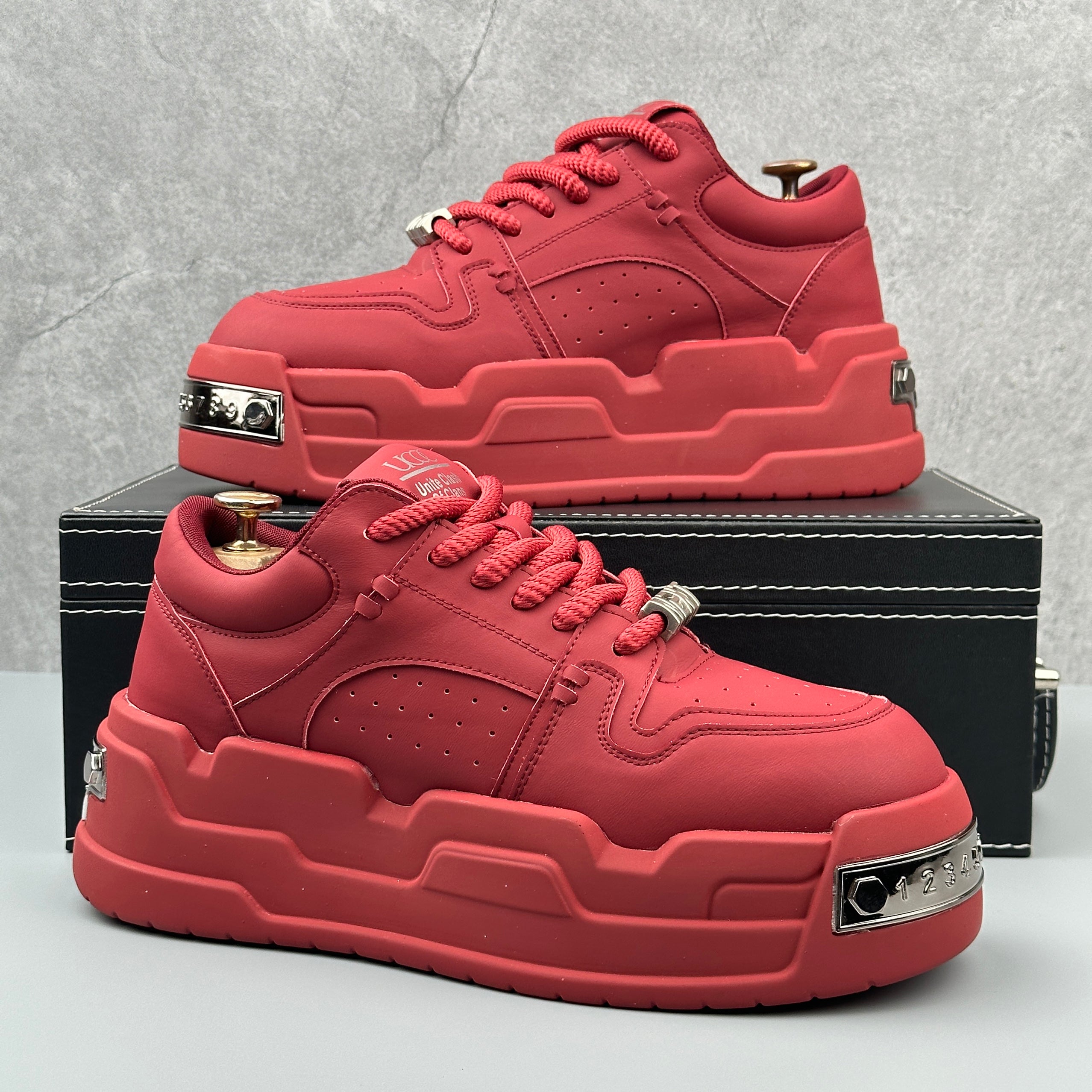 Hybriss MetalCore Angola Red– Microfiber Leather Sneakers