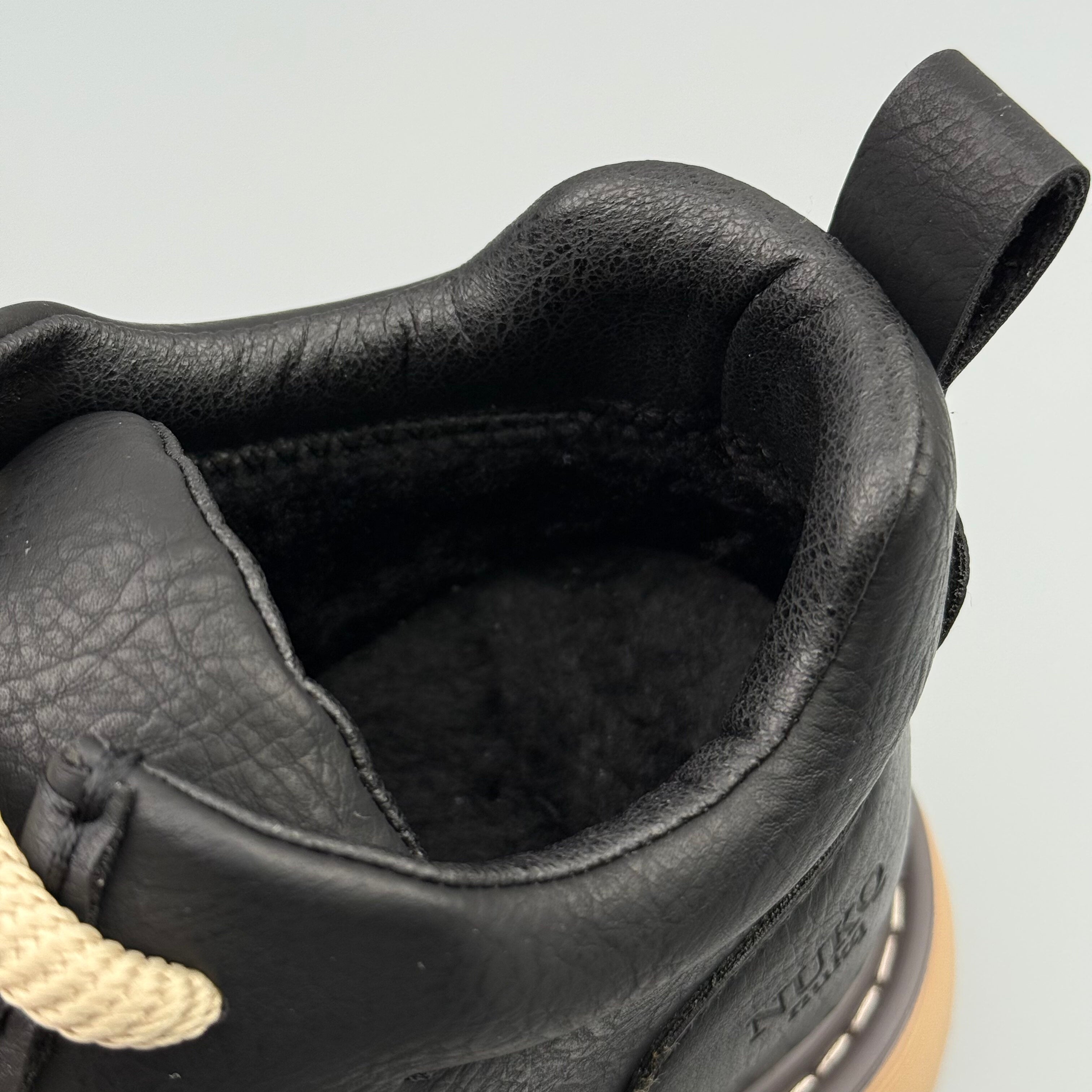 Hybriss CoreMartin Black– Short‑Tube Martin Boots