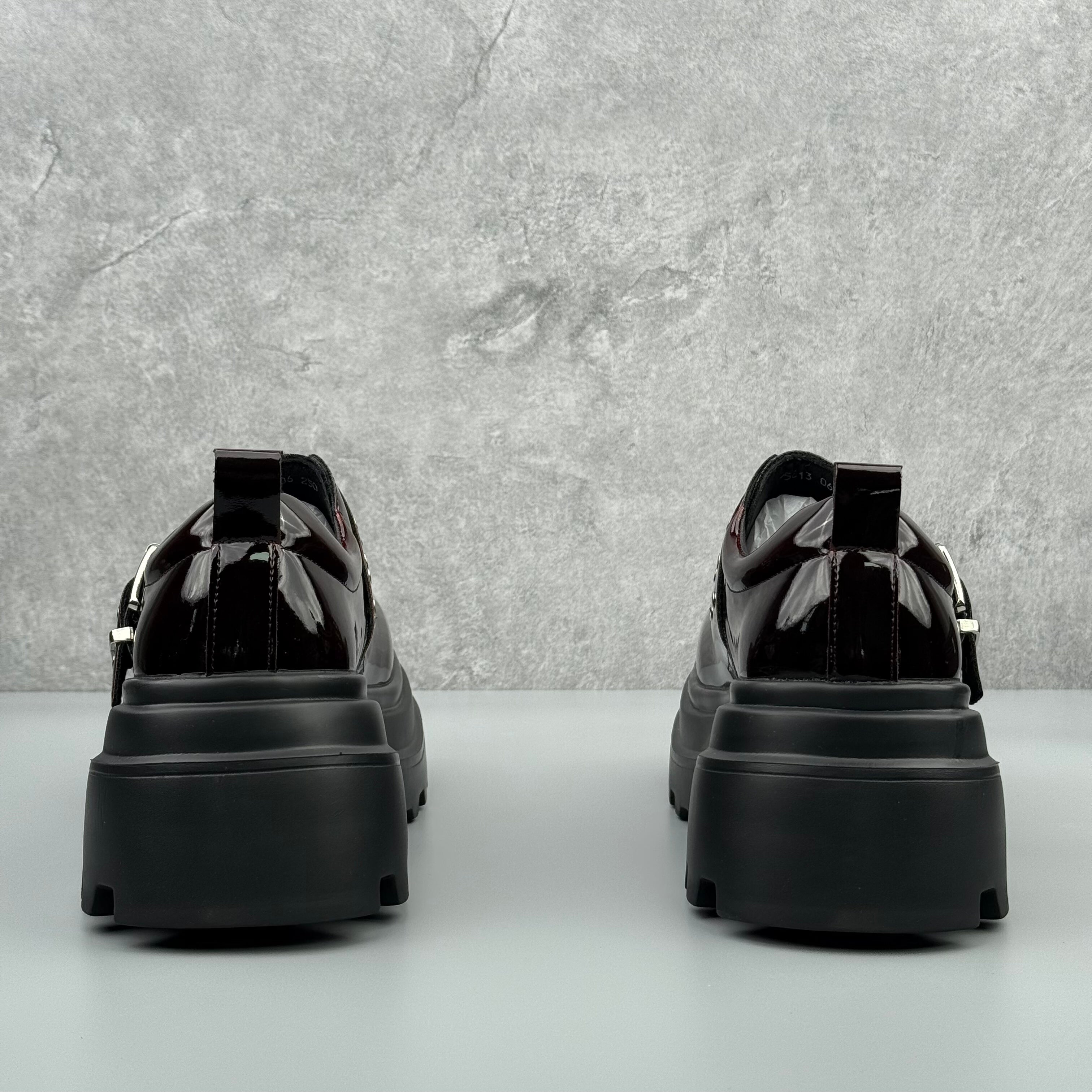 Hybriss DailyGloss Red– Casual Leather Shoes