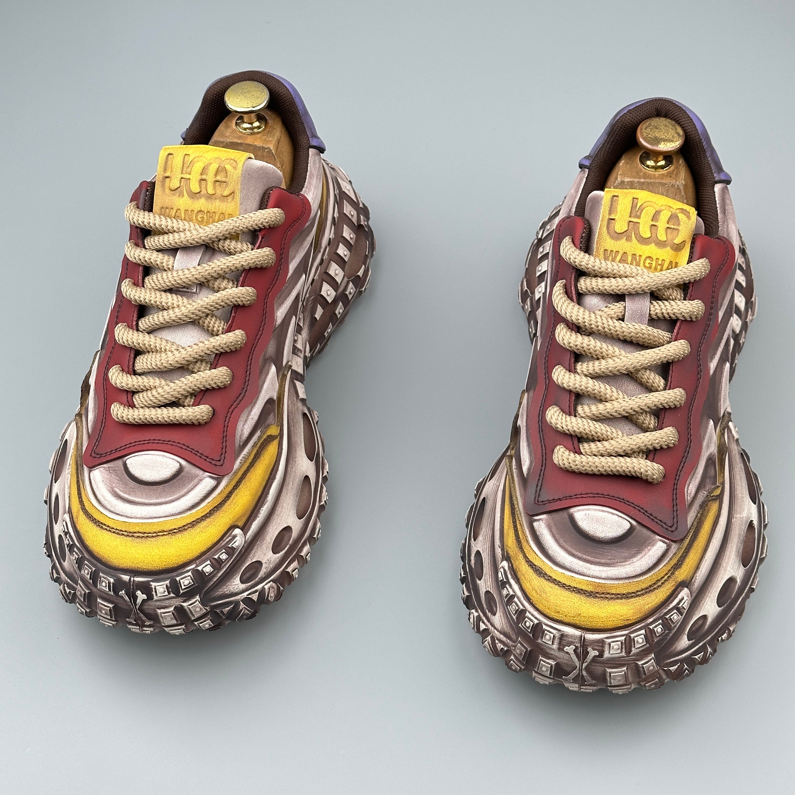 Hybriss RetroPlain – Retro Dad Shoes