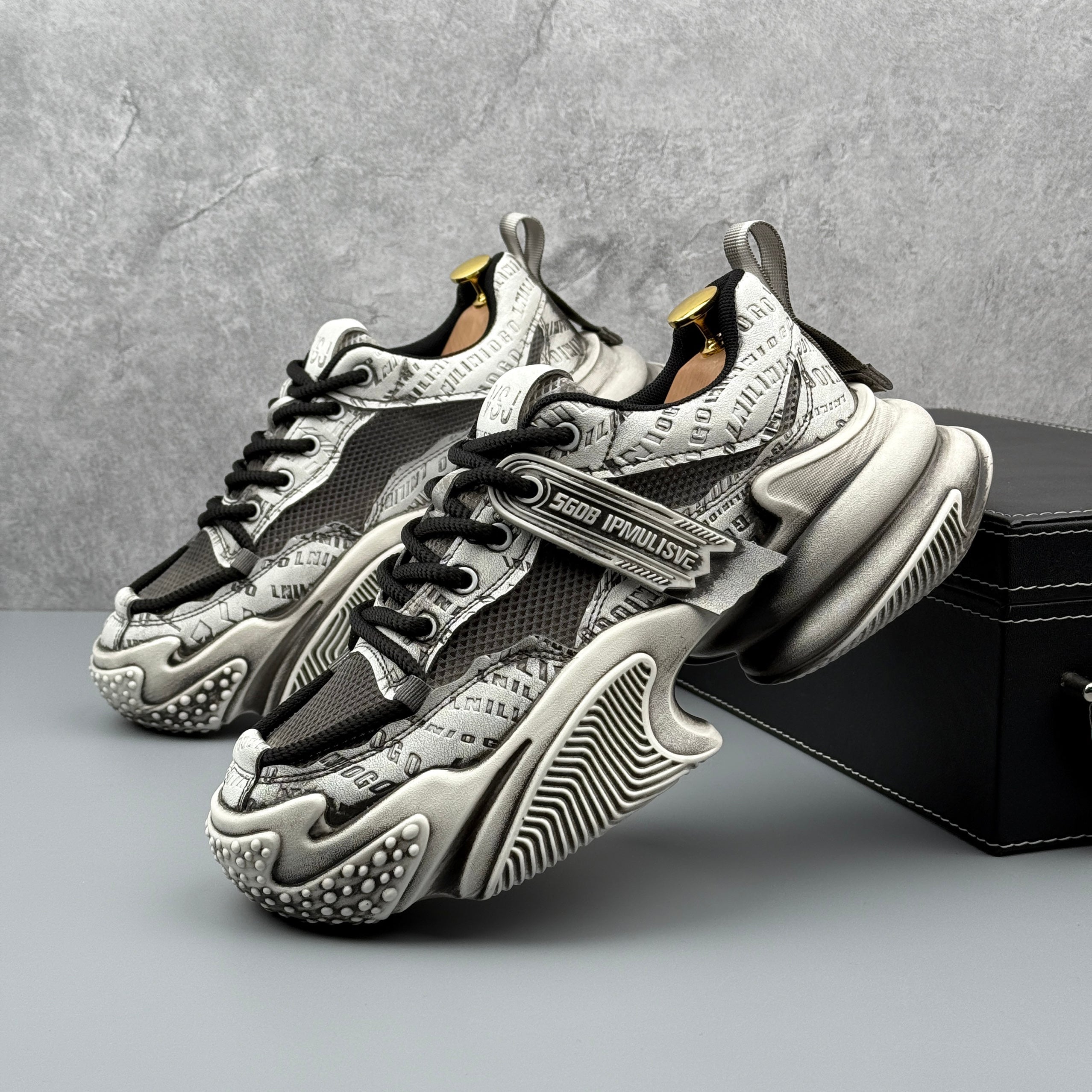 Hybriss DailyCore Black– Casual Dad Shoes