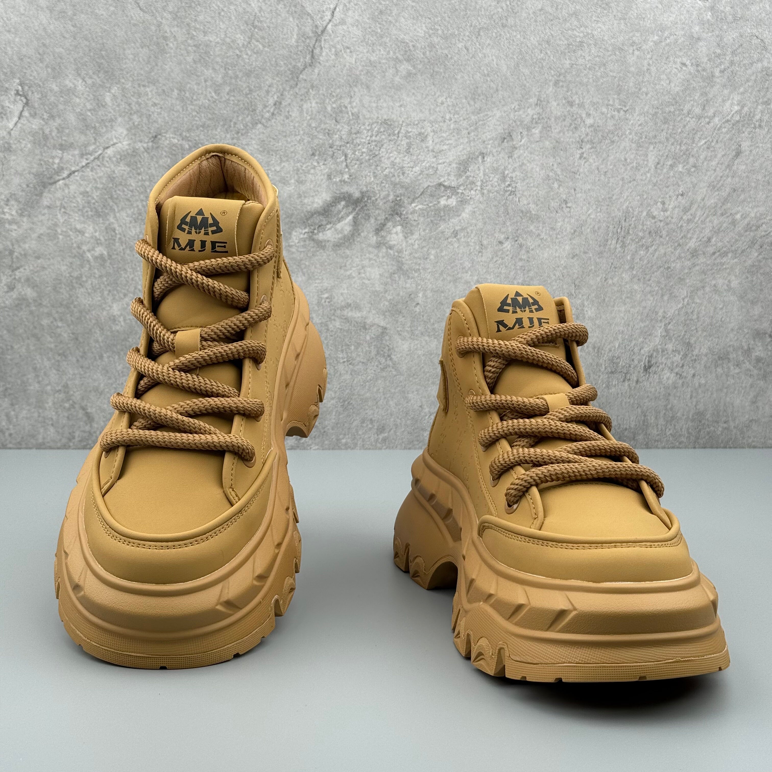 Hybriss Elevon Camel– Minimalistische Martin Boots