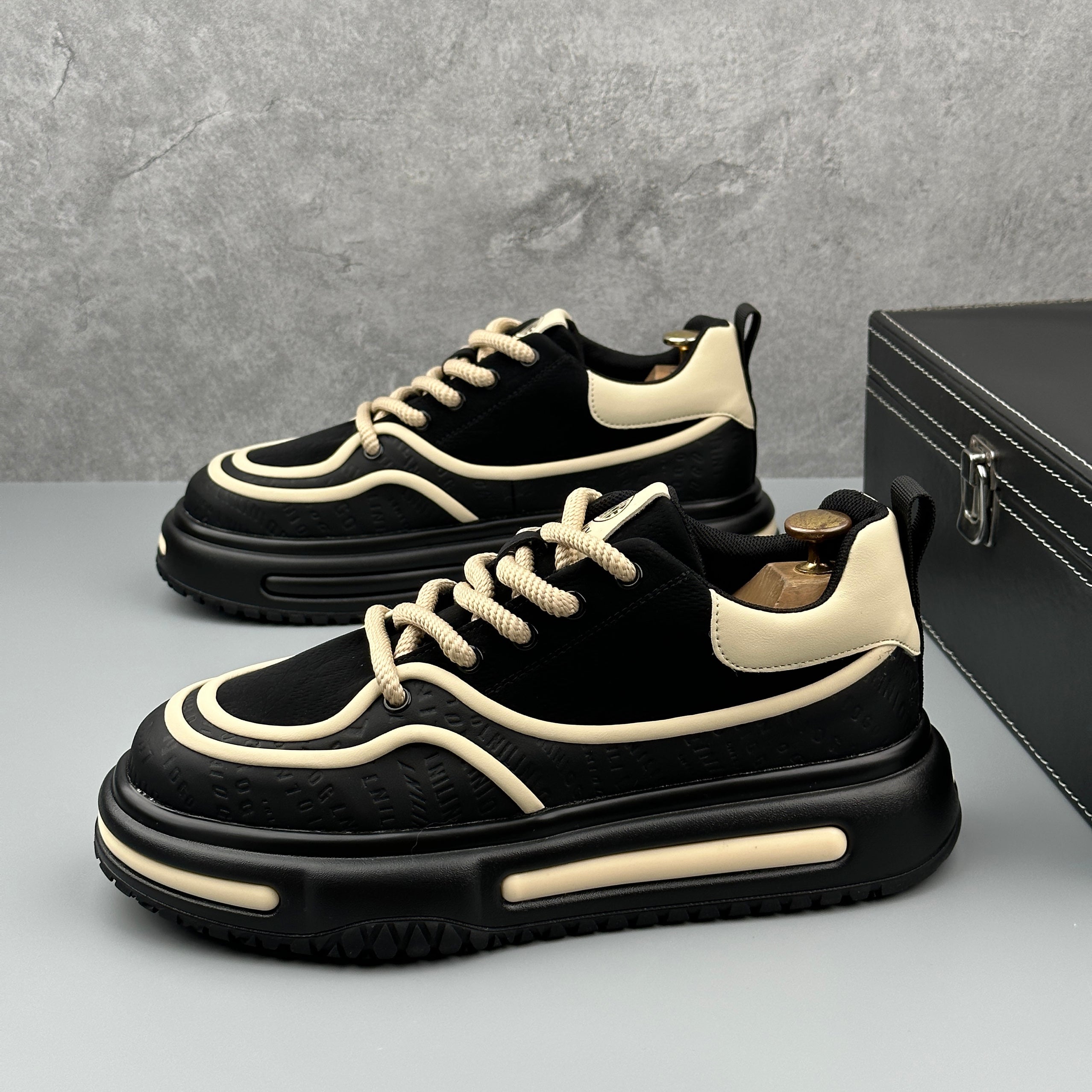 Hybriss LightTrend Black– PU & Mikrofaserleder Sneakers