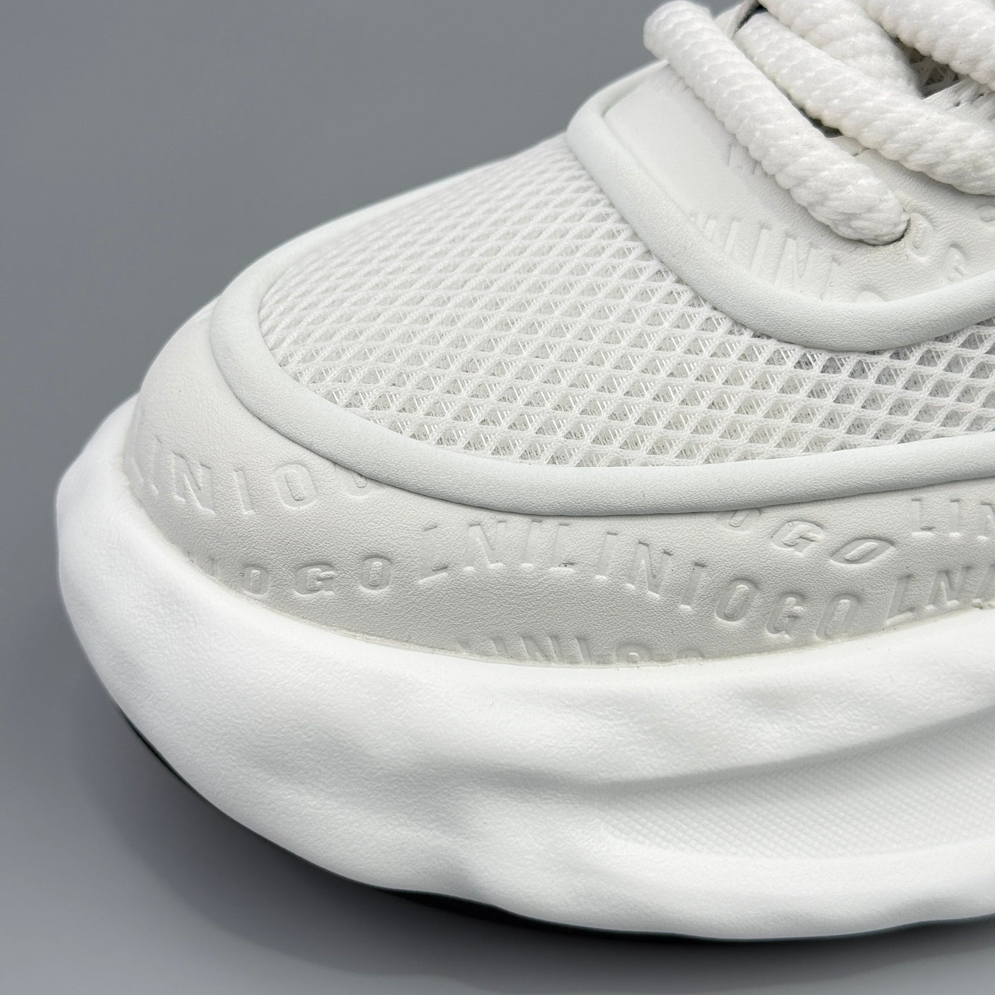 Hybriss Retro Wave Chunky Runner Sneaker