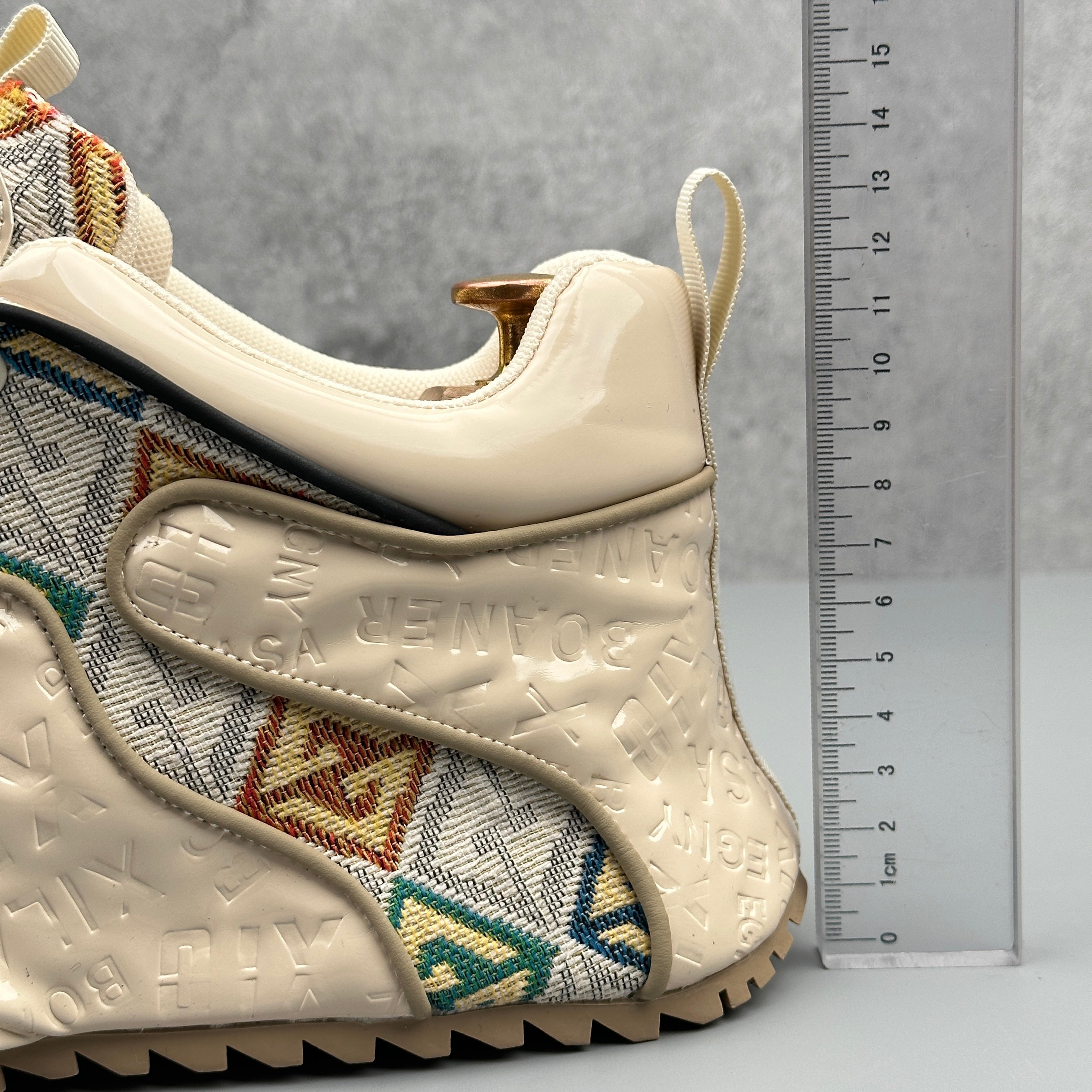 Hybriss Cabuncci EmbroLift Beige– Casual Shoes