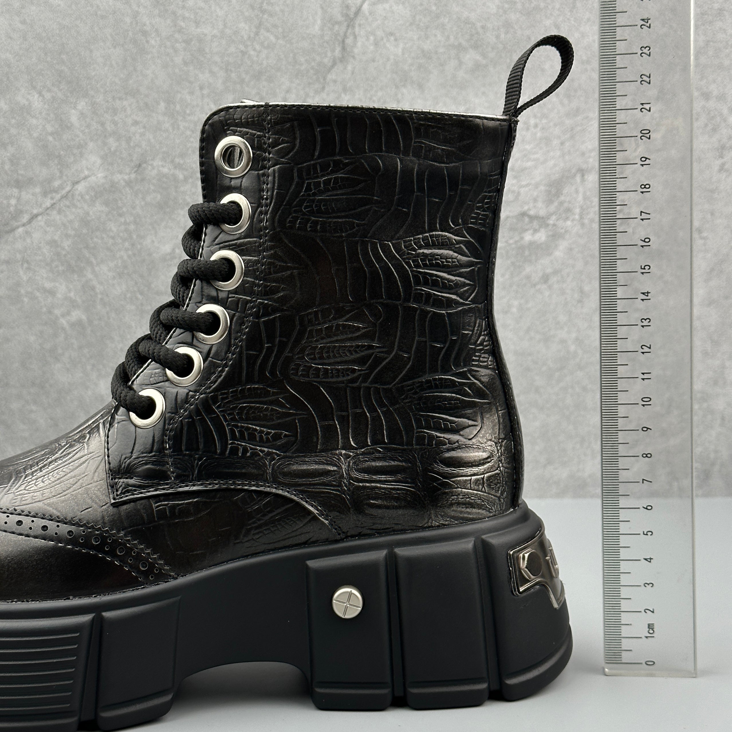 Hybriss Relic Vintage silver– Punk Martin Boots