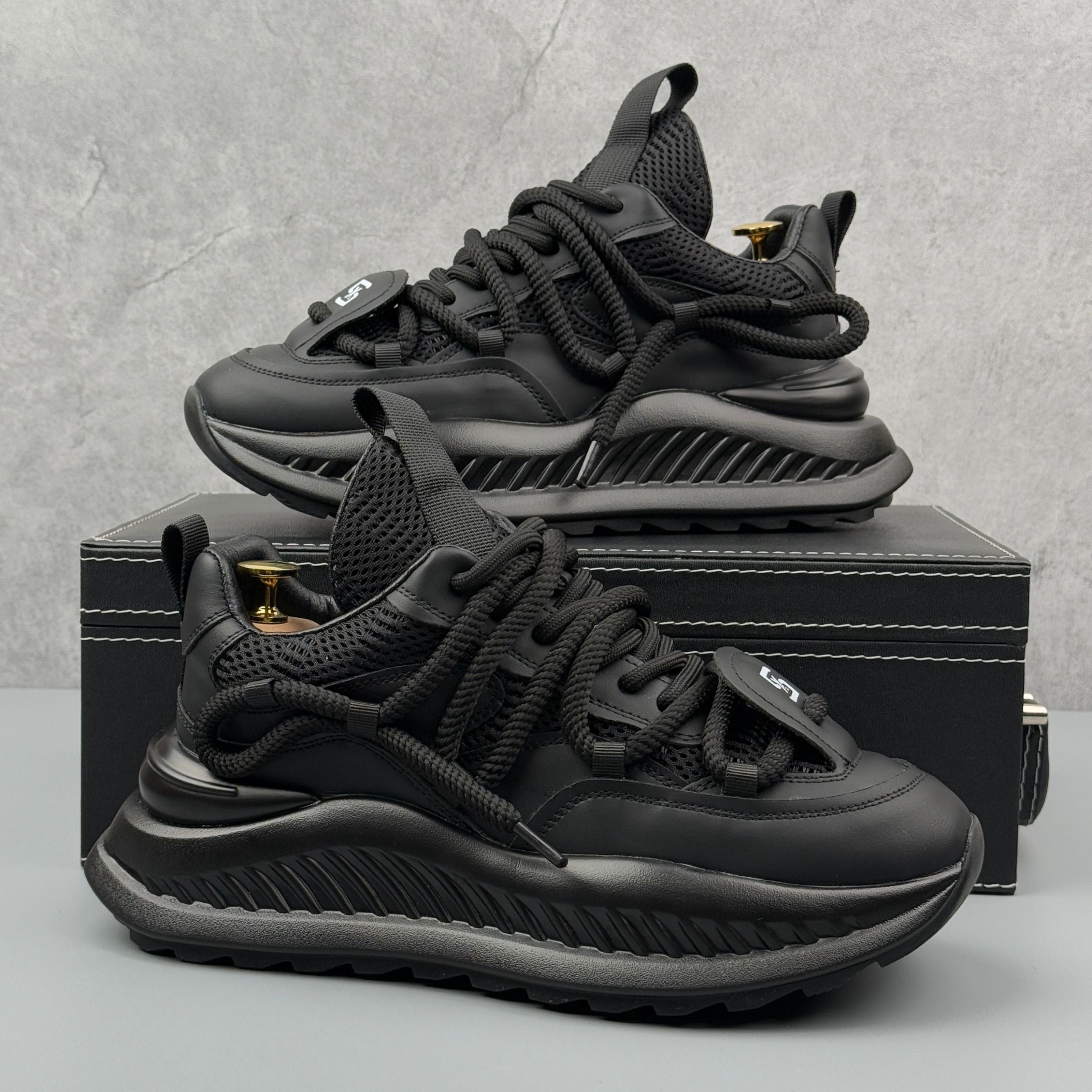 Hybriss UCOC WeaveStep Black Black– Men’s Casual Sports Shoes