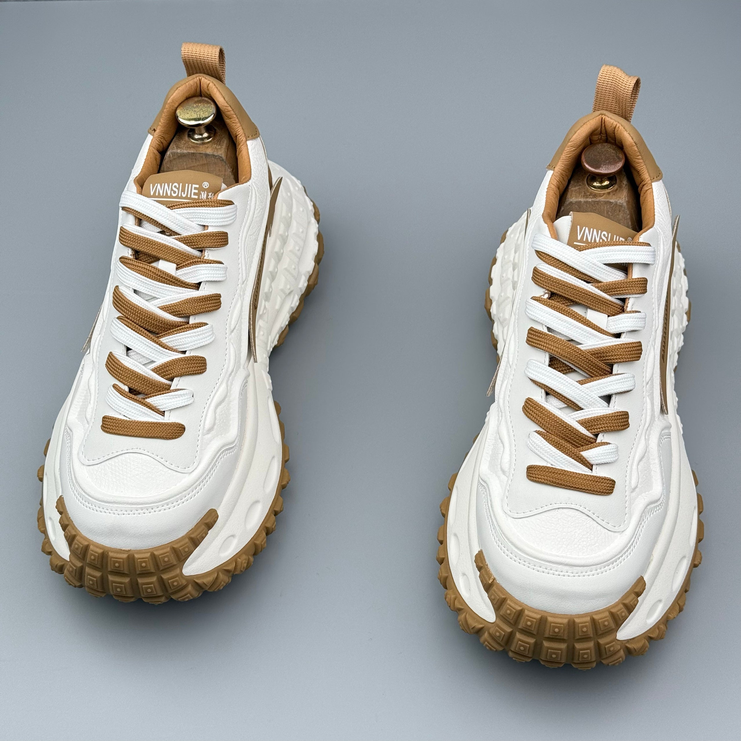 Hybriss ElevateCore White Camel– Youth Dad Shoes