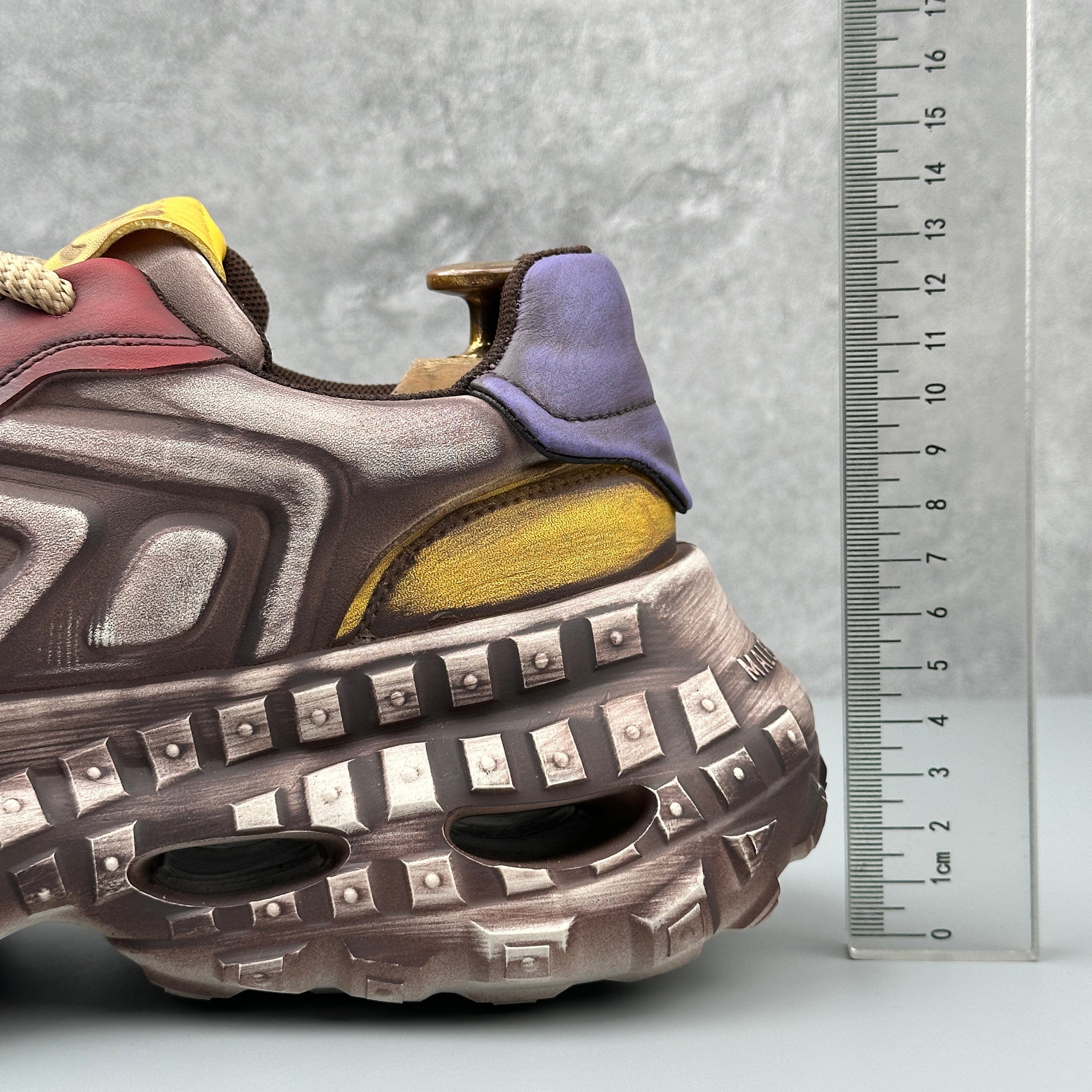 Hybriss RetroPlain – Retro Dad Shoes