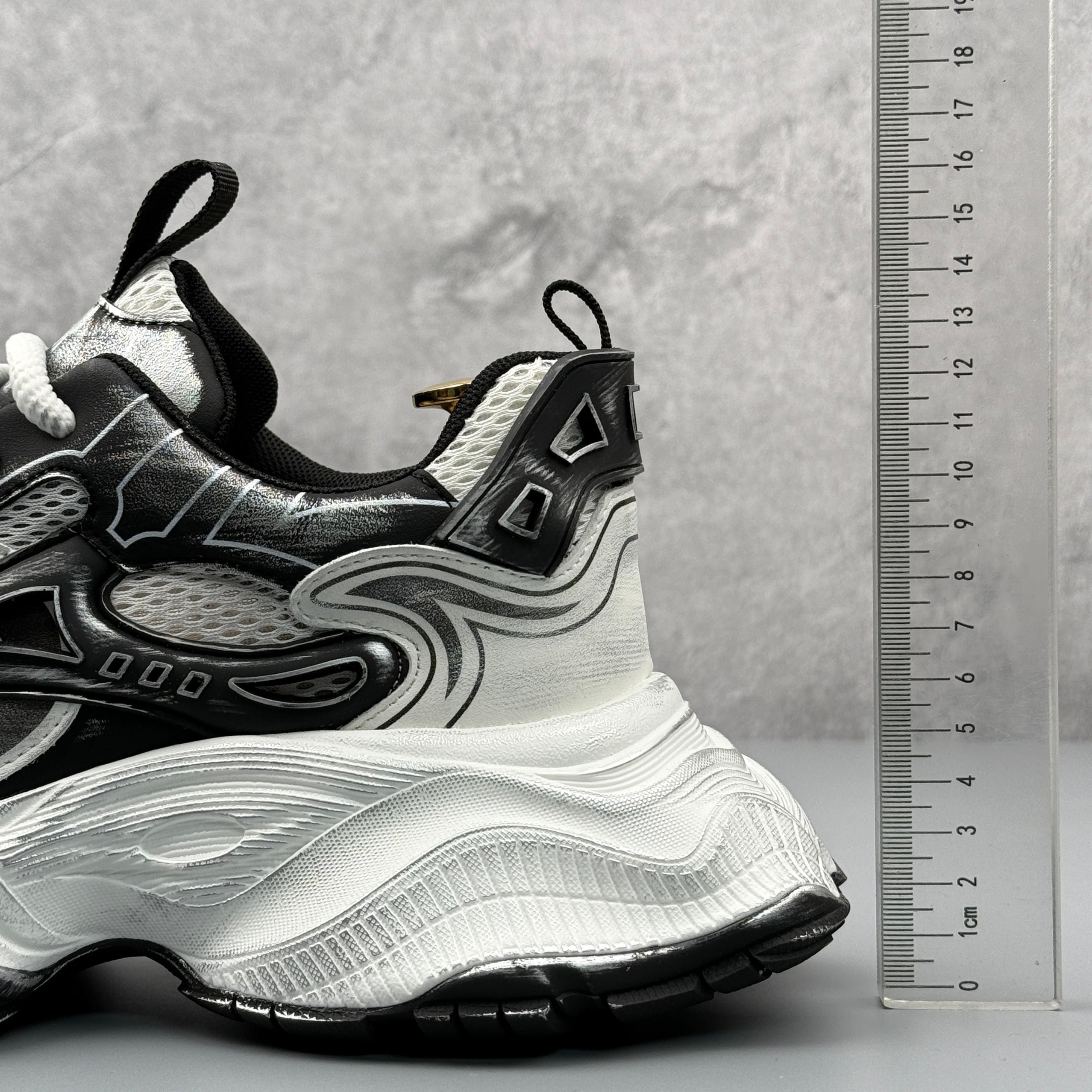 Hybriss DailyRetro Black– Sports & Casual Dad Shoes