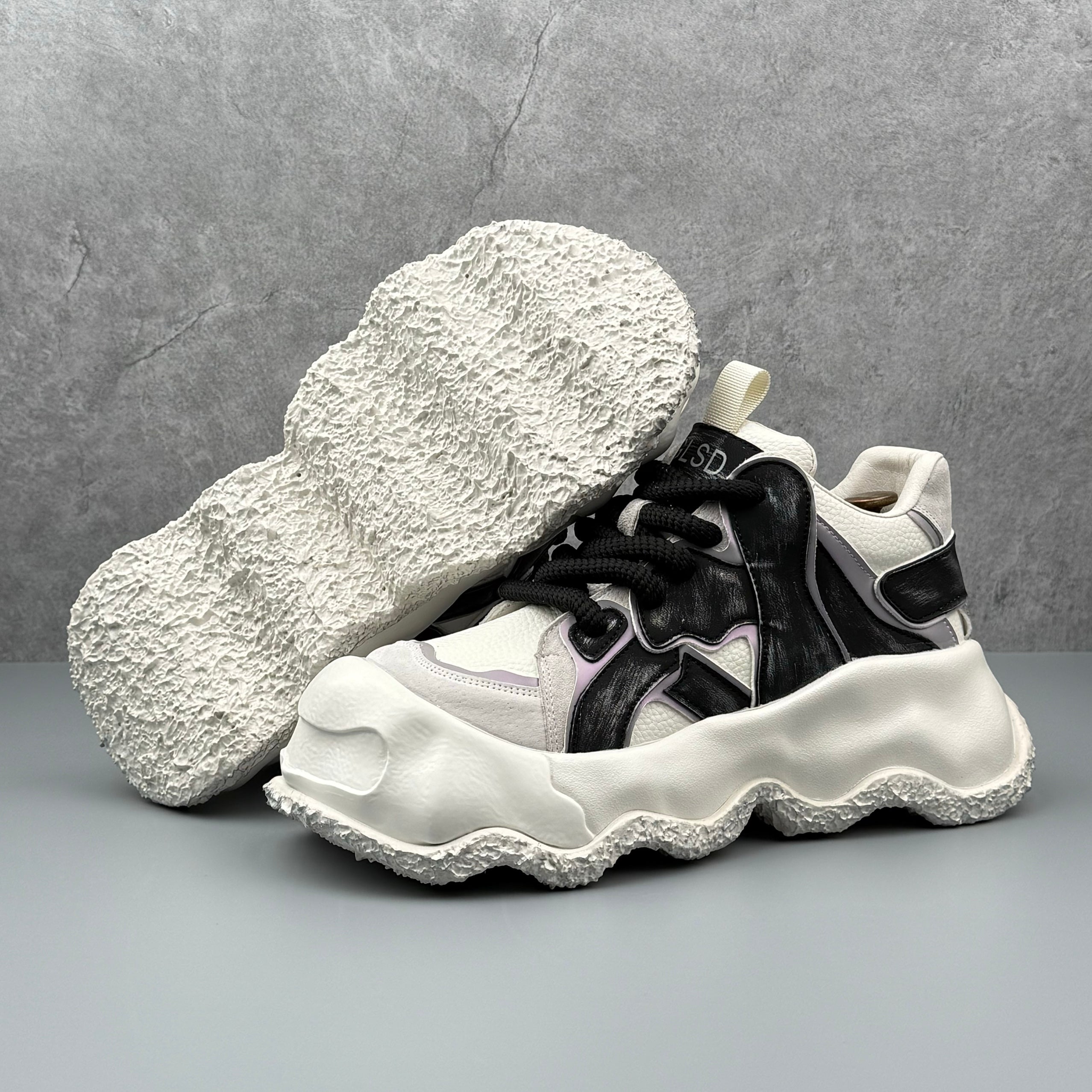 Hybriss PlainLift Black White– Dad Shoes