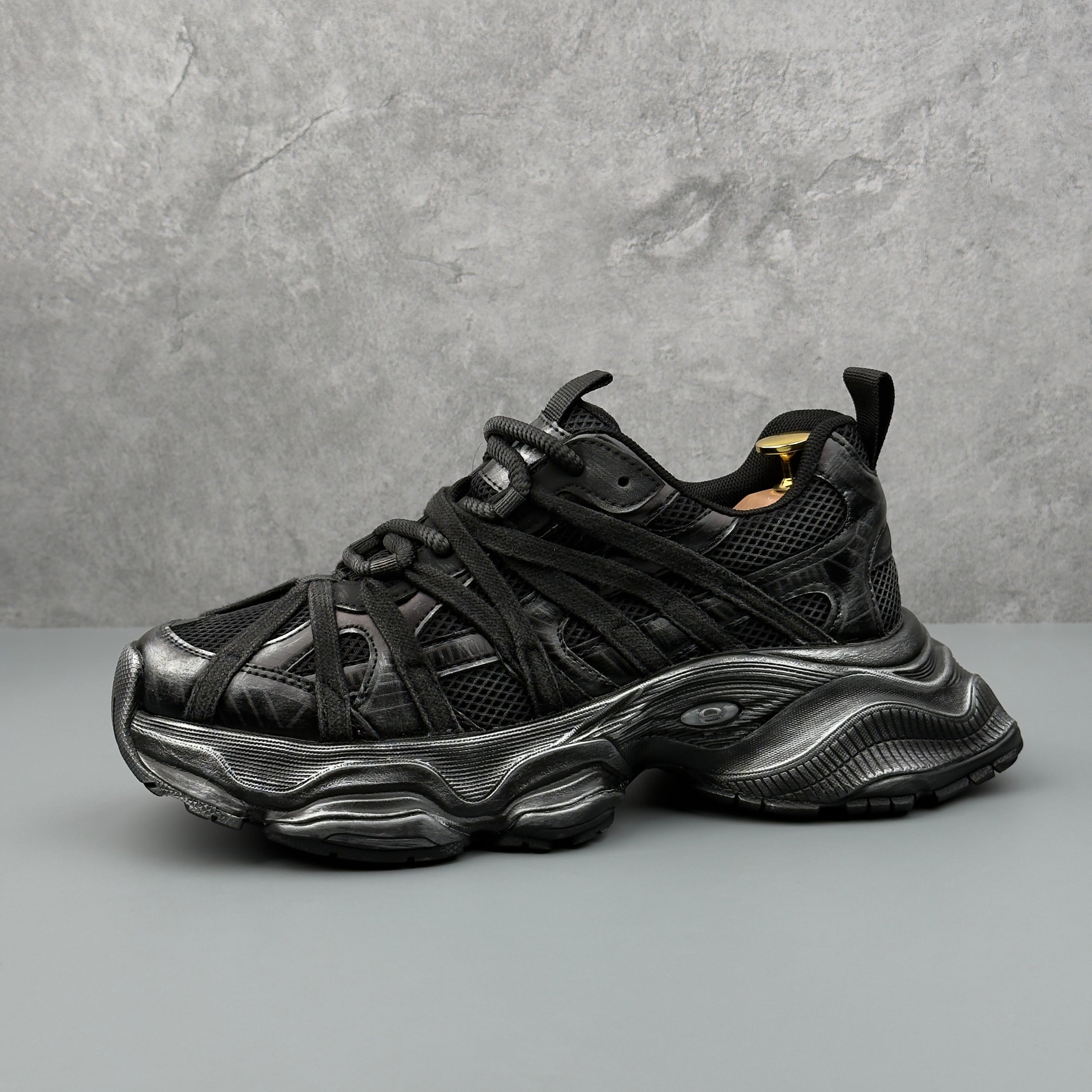 Hybriss AeroWeave Black– Breathable Summer Dad Shoes