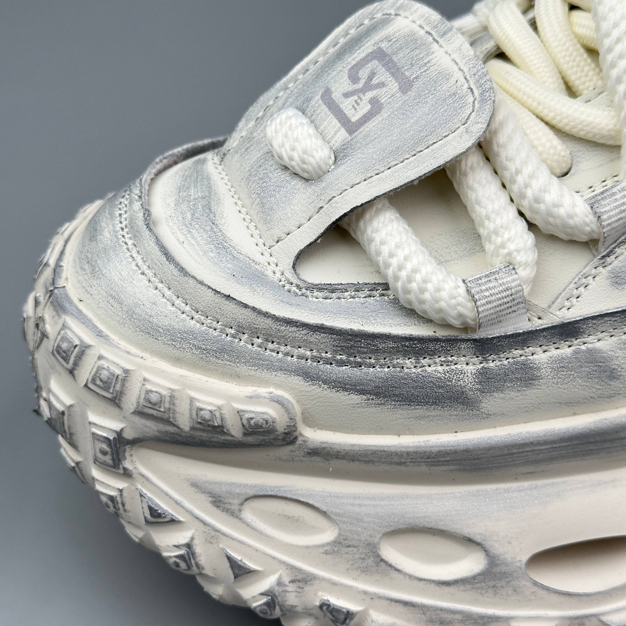 Hybriss WeaveEdge White– Youth Dad Shoes