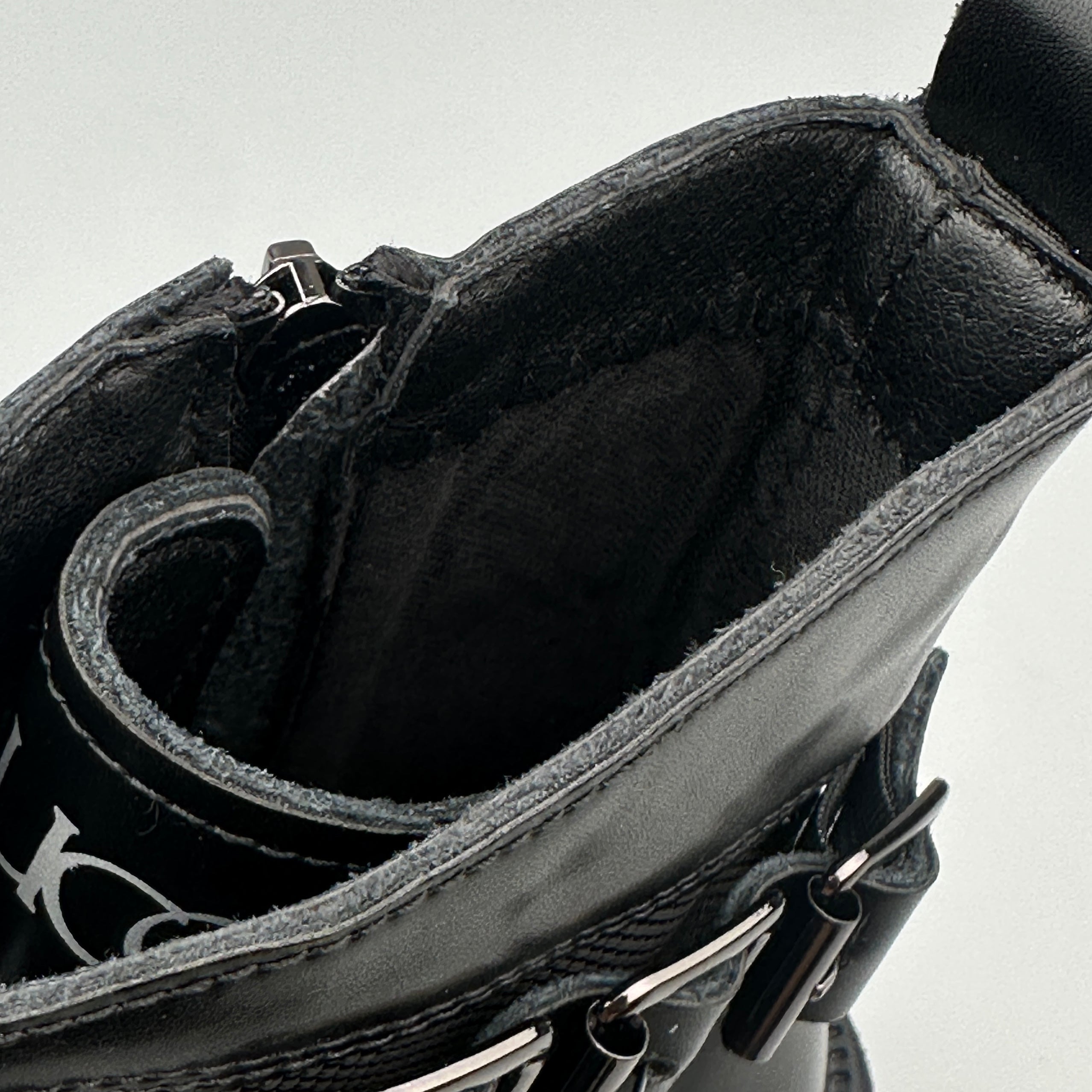 Hybriss Dominion– British Style Martin Boots