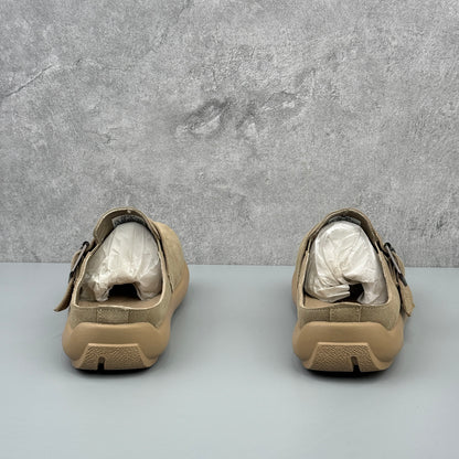 Hybriss Big-Head Suede Utility Clog