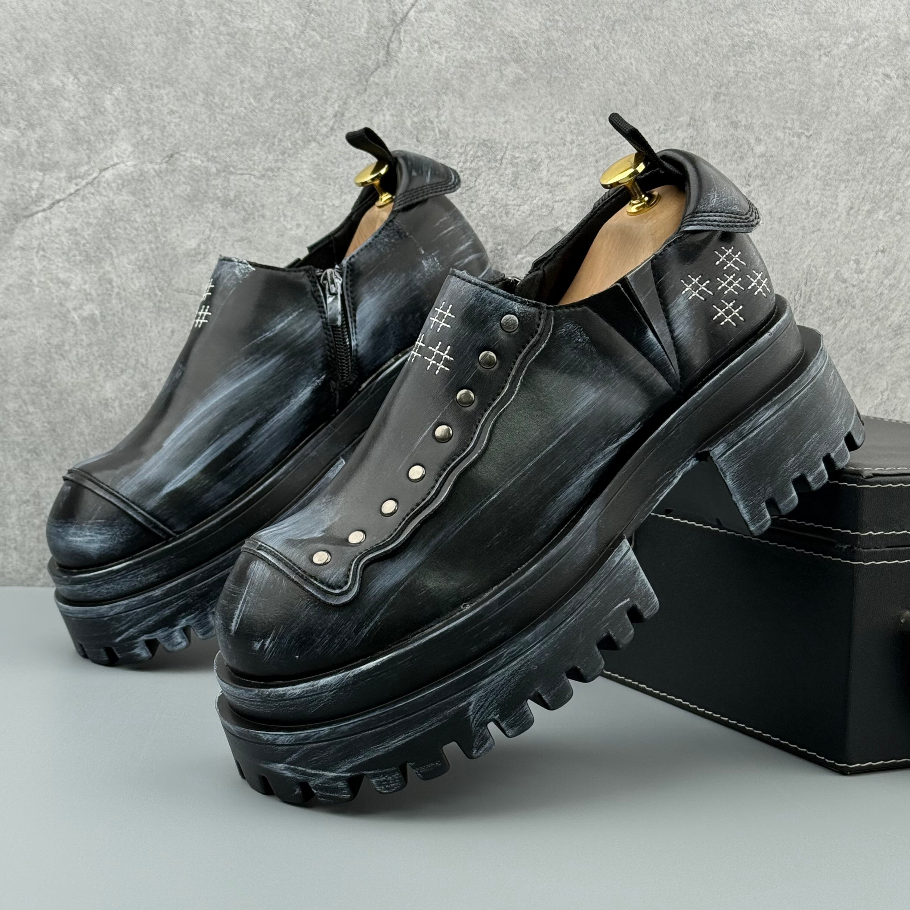 Hybriss Flux Black White– Youth Casual Leather Shoes