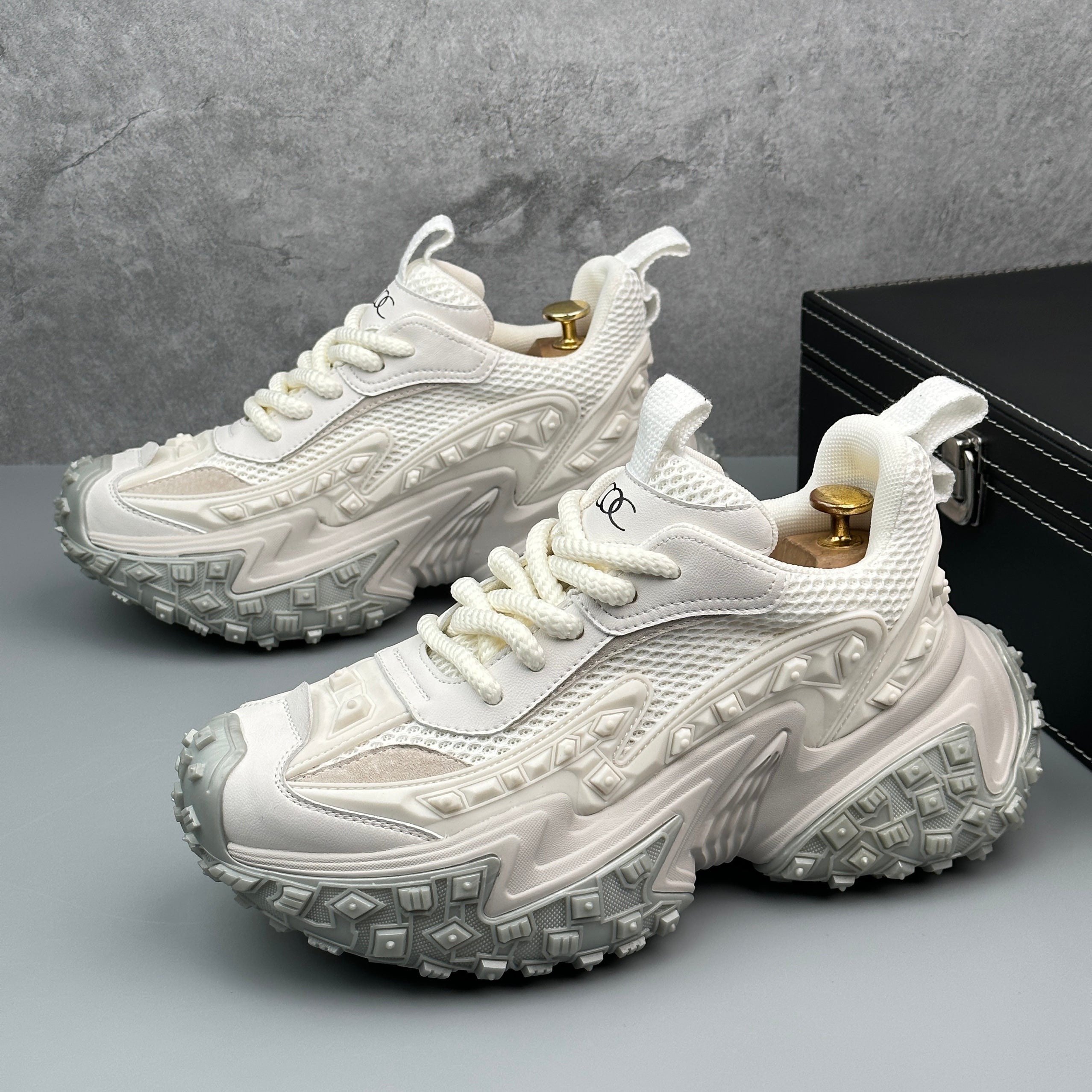 Hybriss Cabuncci GranuleX White– Youth Dad Shoes