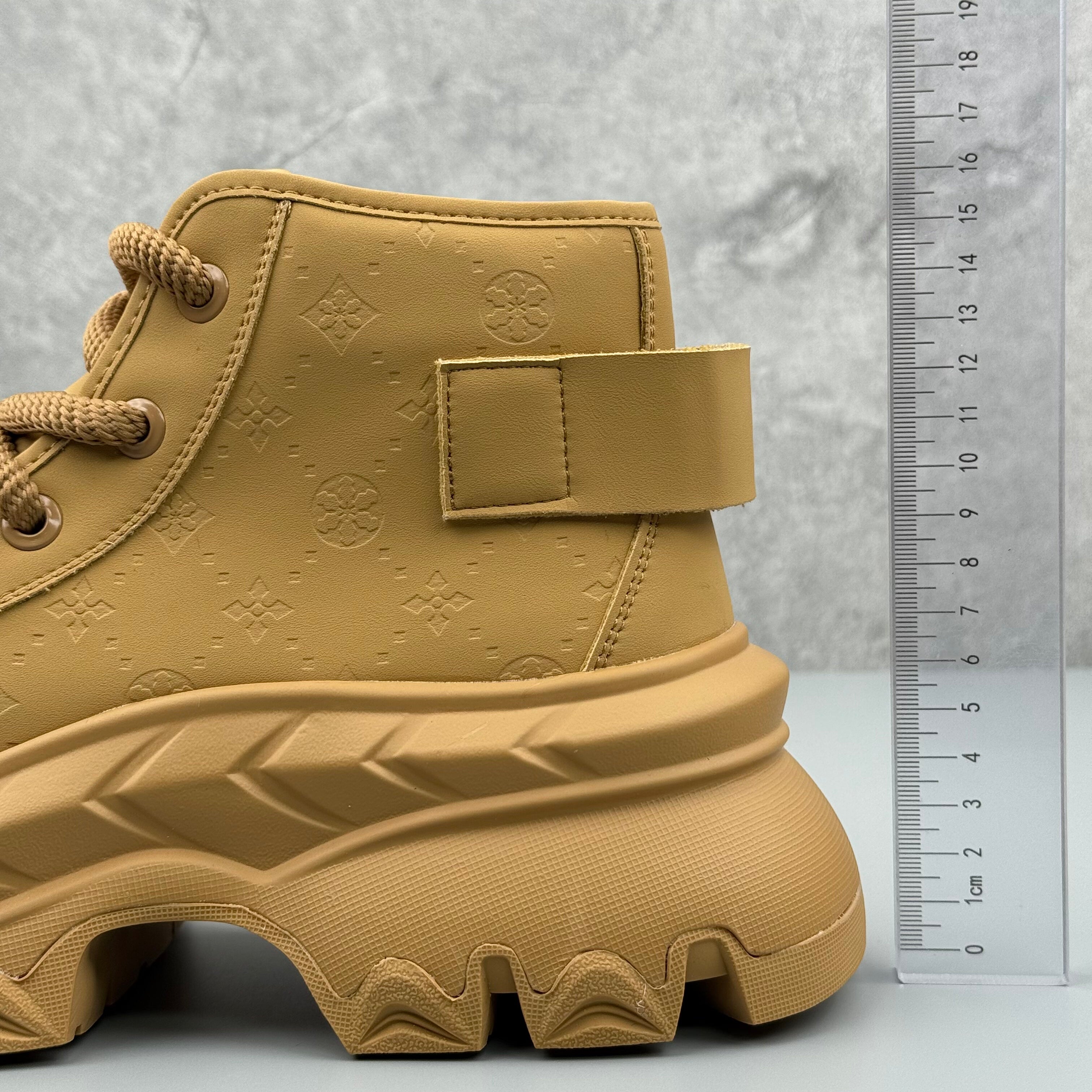 Hybriss Elevon Camel– Minimalistische Martin Boots