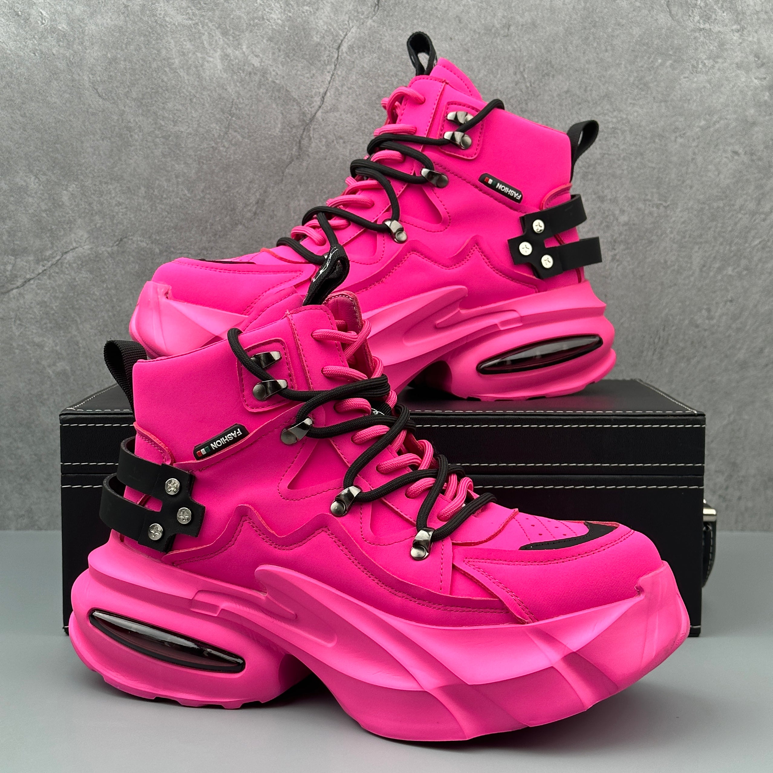Hybriss Prism– Color Blocking Cargo Boots