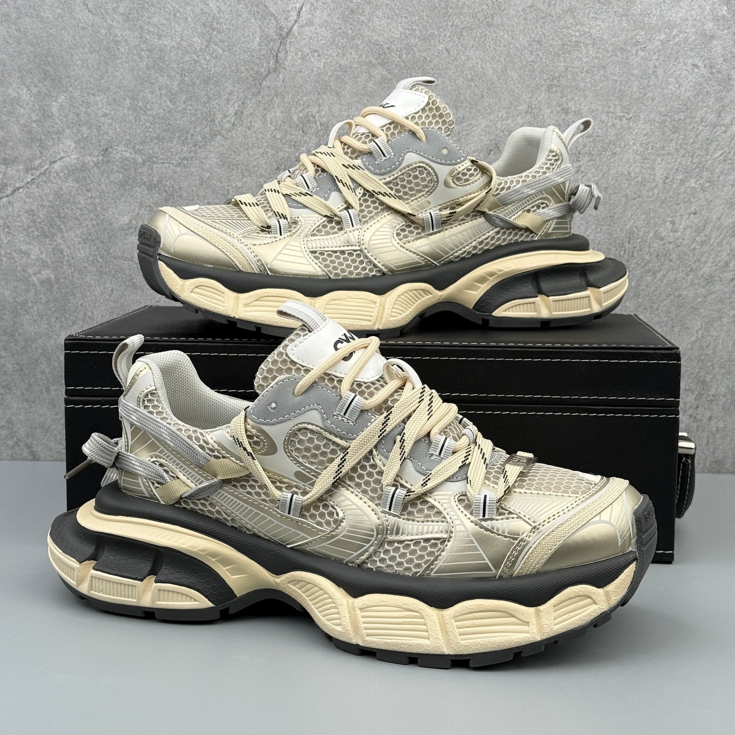 HYBRISS TETHER 06