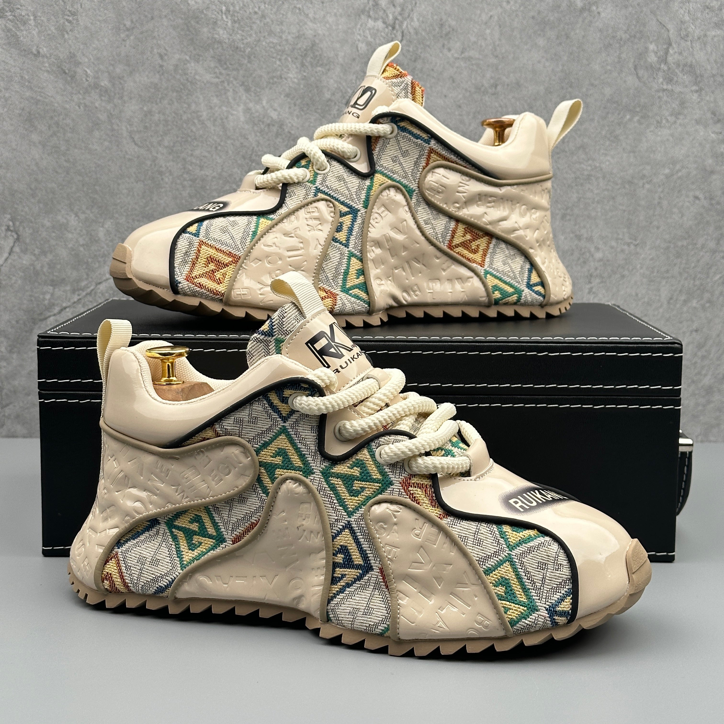 Hybriss Cabuncci EmbroLift Beige– Casual Shoes